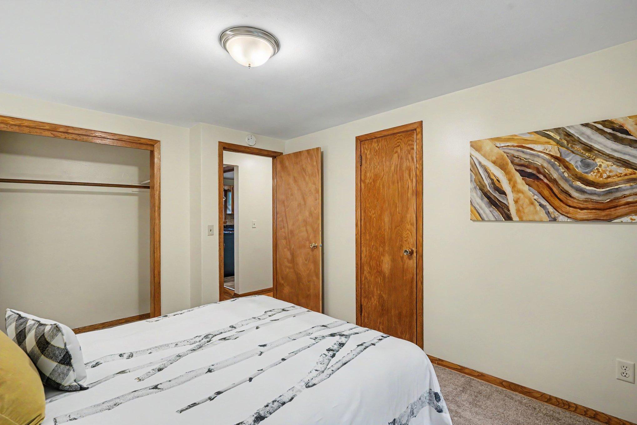 View of Residential Income at 1680 Burns Avenue, Saint Paul MN 55106, Saint Paul (11 of 26) - Mike Wilen | Minnesota Team Real Estate