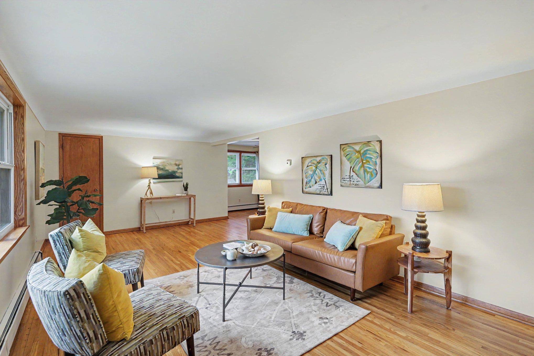 View of Residential Income at 1680 Burns Avenue, Saint Paul MN 55106, Saint Paul (4 of 26) - Mike Wilen | Minnesota Team Real Estate