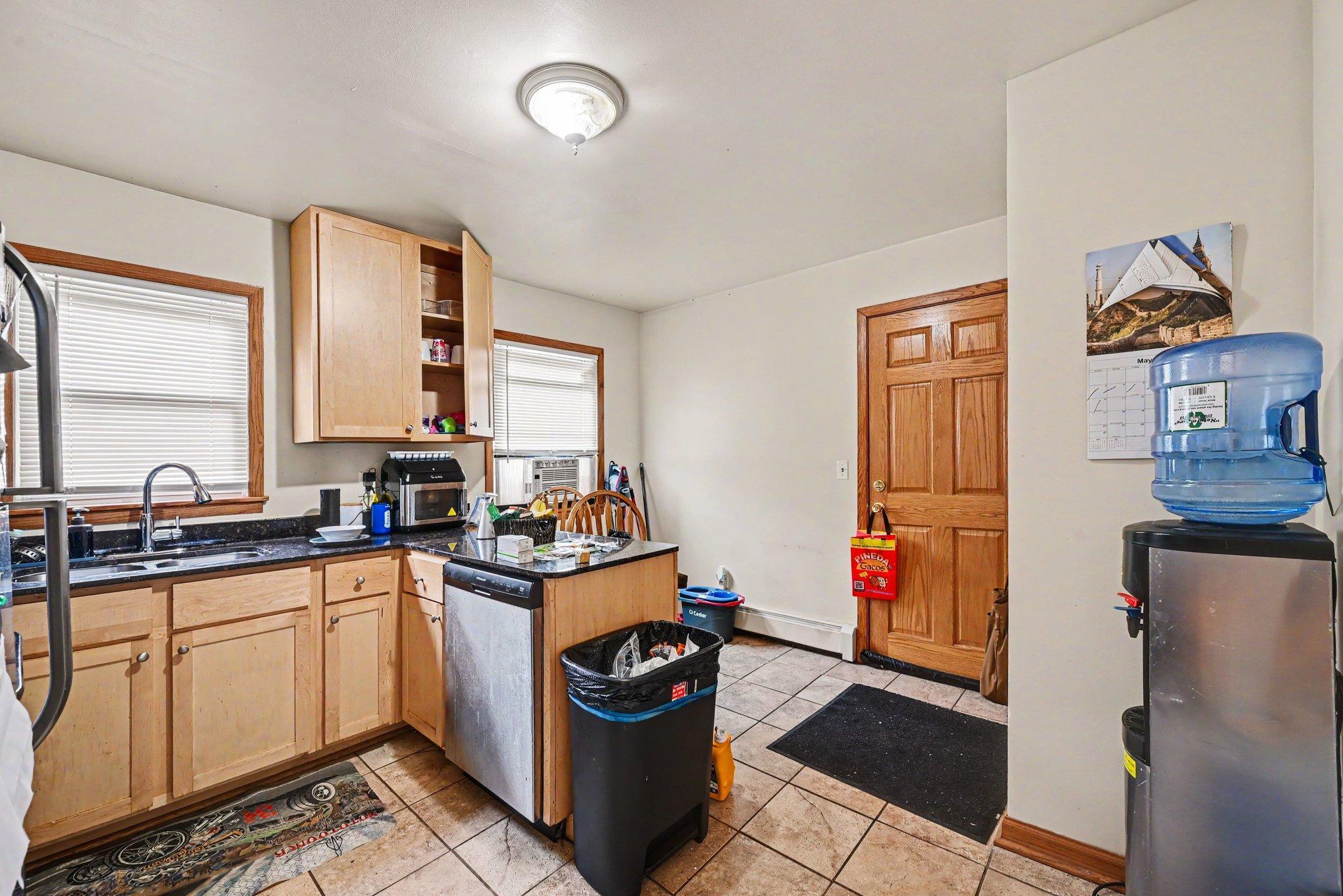View of Residential Income at 1680 Burns Avenue, Saint Paul MN 55106, Saint Paul (24 of 26) - Mike Wilen | Minnesota Team Real Estate