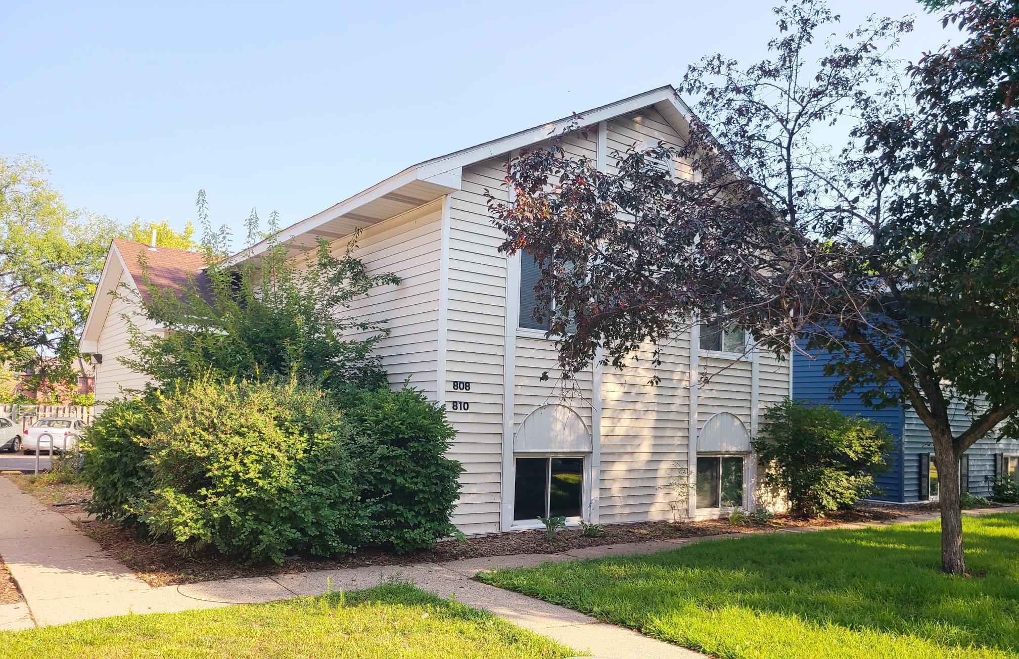 View of Residential Income at 808 9th Avenue, Minneapolis MN 55414, Minneapolis - Mike Wilen | Minnesota Team Real Estate