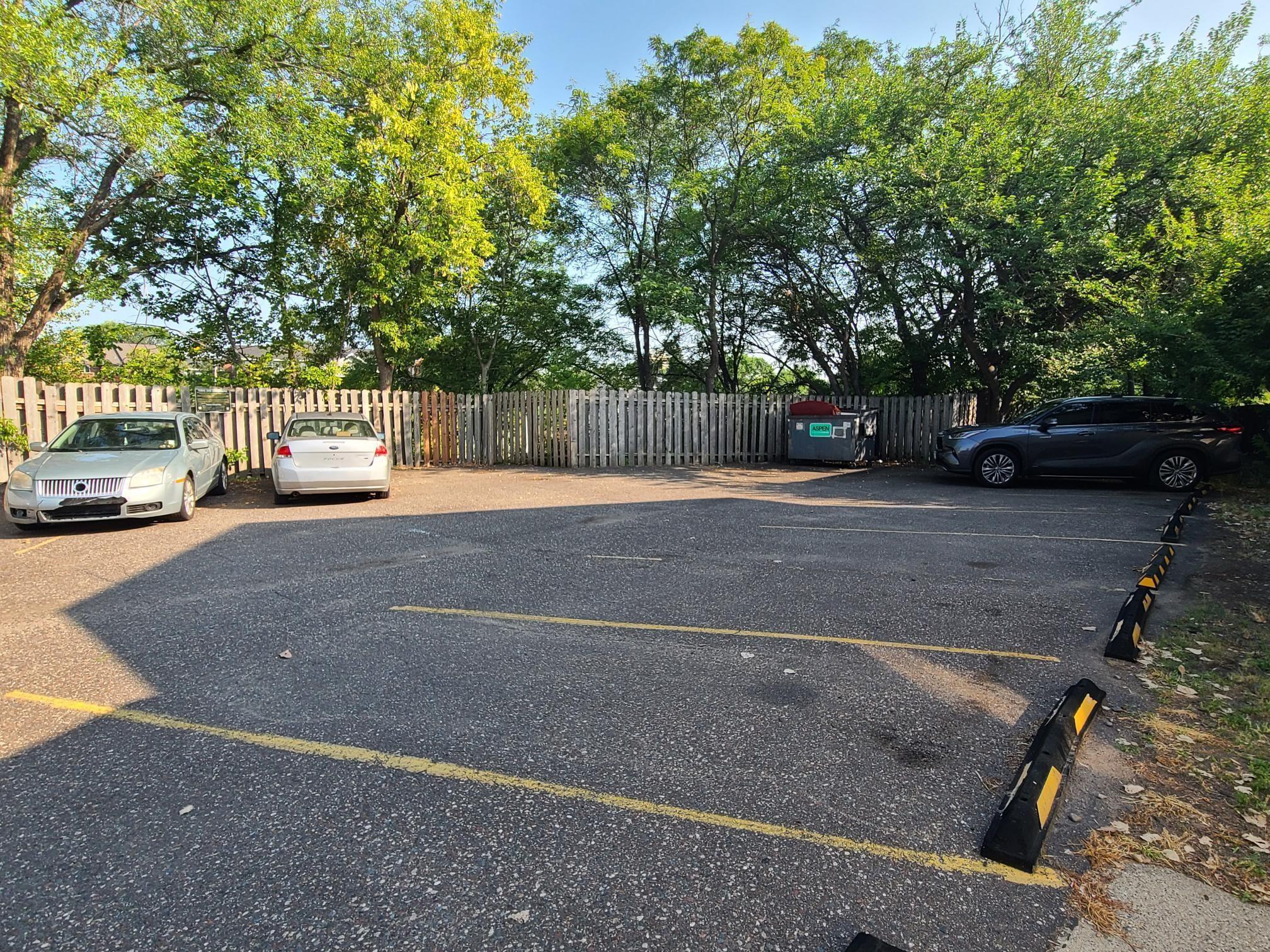 View of Residential Income at 808 9th Avenue, Minneapolis MN 55414, Minneapolis (11 of 17) - Mike Wilen | Minnesota Team Real Estate