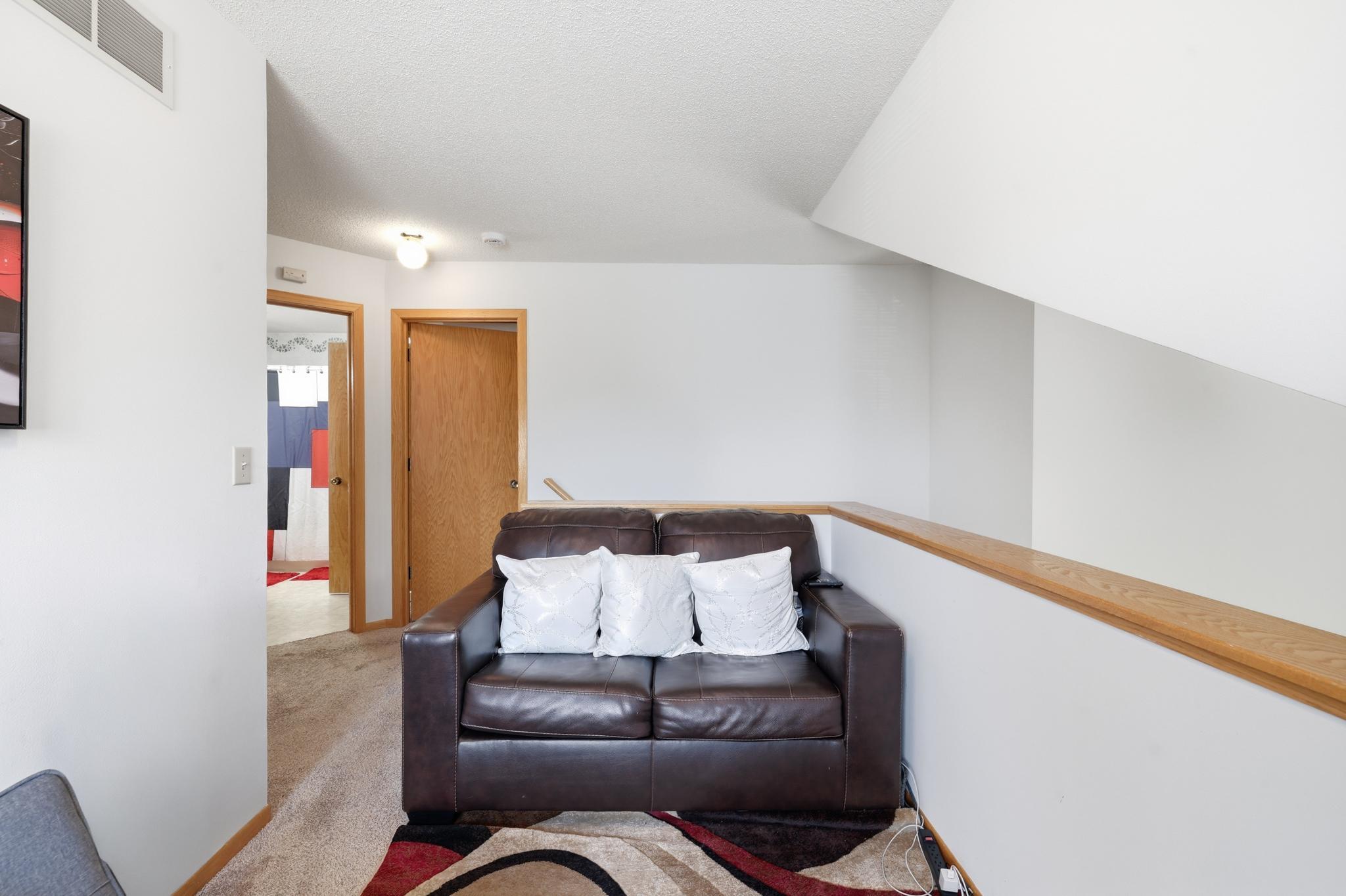 View of Residential at 1870 Donegal Drive #4, Woodbury MN 55125, Woodbury (17 of 26) - Mike Wilen | Minnesota Team Real Estate