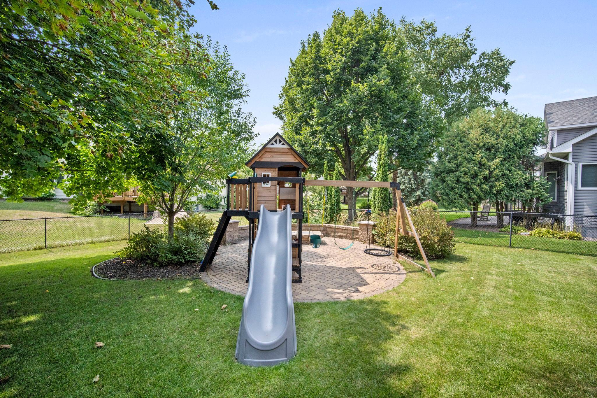 View of Residential at 3717 90th Crescent, Brooklyn Park MN 55443, Brooklyn Park (74 of 81) - Mike Wilen | Minnesota Team Real Estate