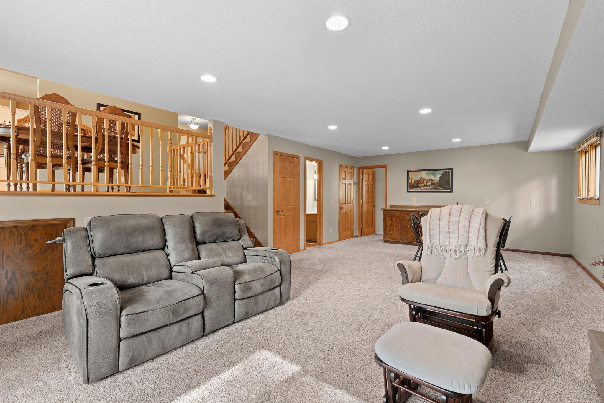 View of Residential at 2821 Saddlebrooke Circle, Minnetonka MN 55305, Minnetonka (55 of 68) - Mike Wilen | Minnesota Team Real Estate