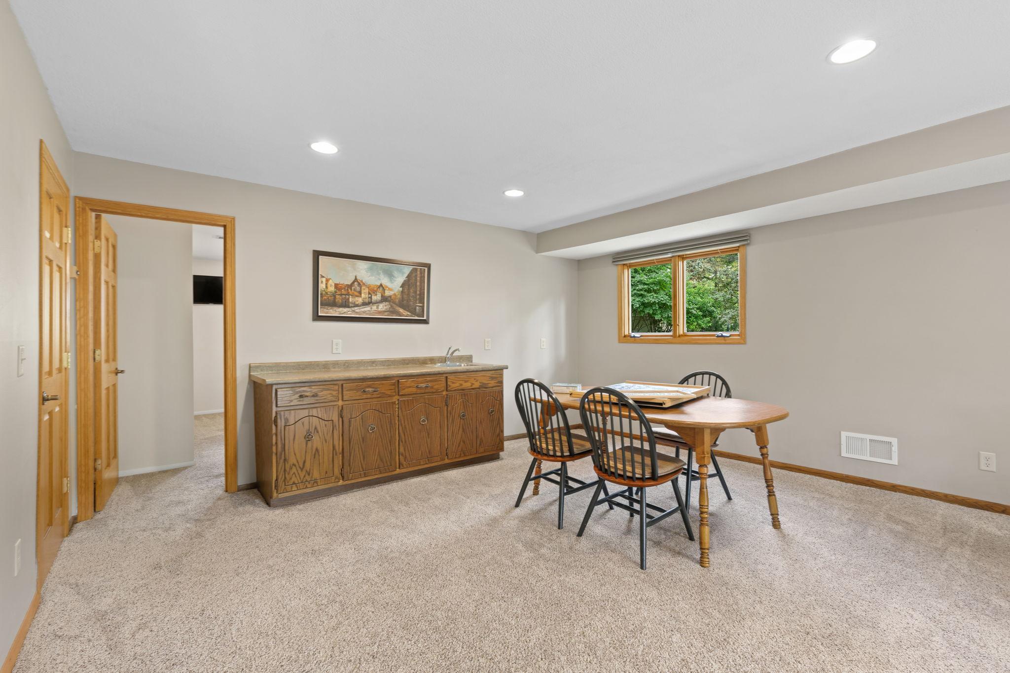 View of Residential at 2821 Saddlebrooke Circle, Minnetonka MN 55305, Minnetonka (52 of 68) - Mike Wilen | Minnesota Team Real Estate