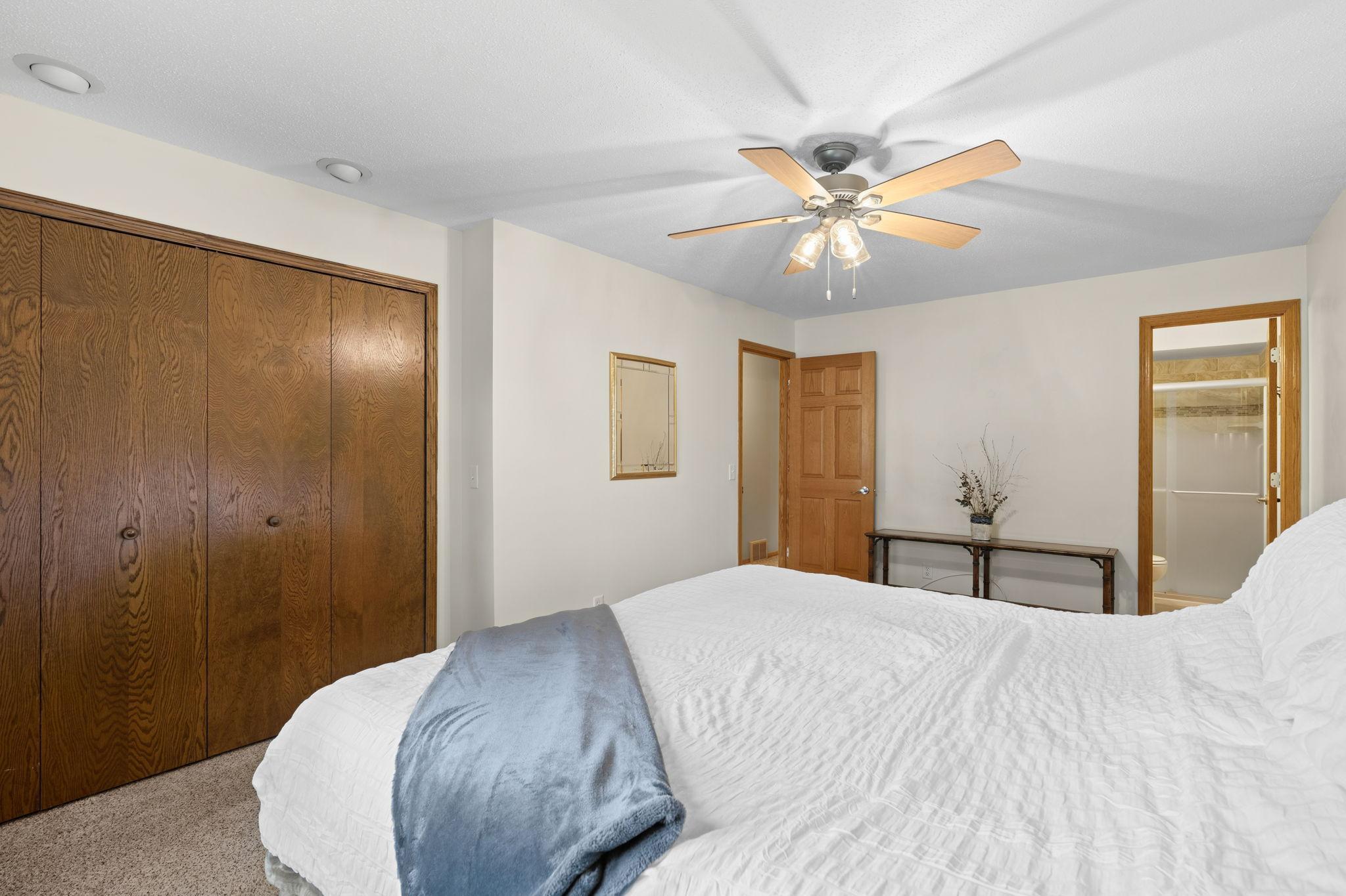 View of Residential at 2821 Saddlebrooke Circle, Minnetonka MN 55305, Minnetonka (41 of 68) - Mike Wilen | Minnesota Team Real Estate