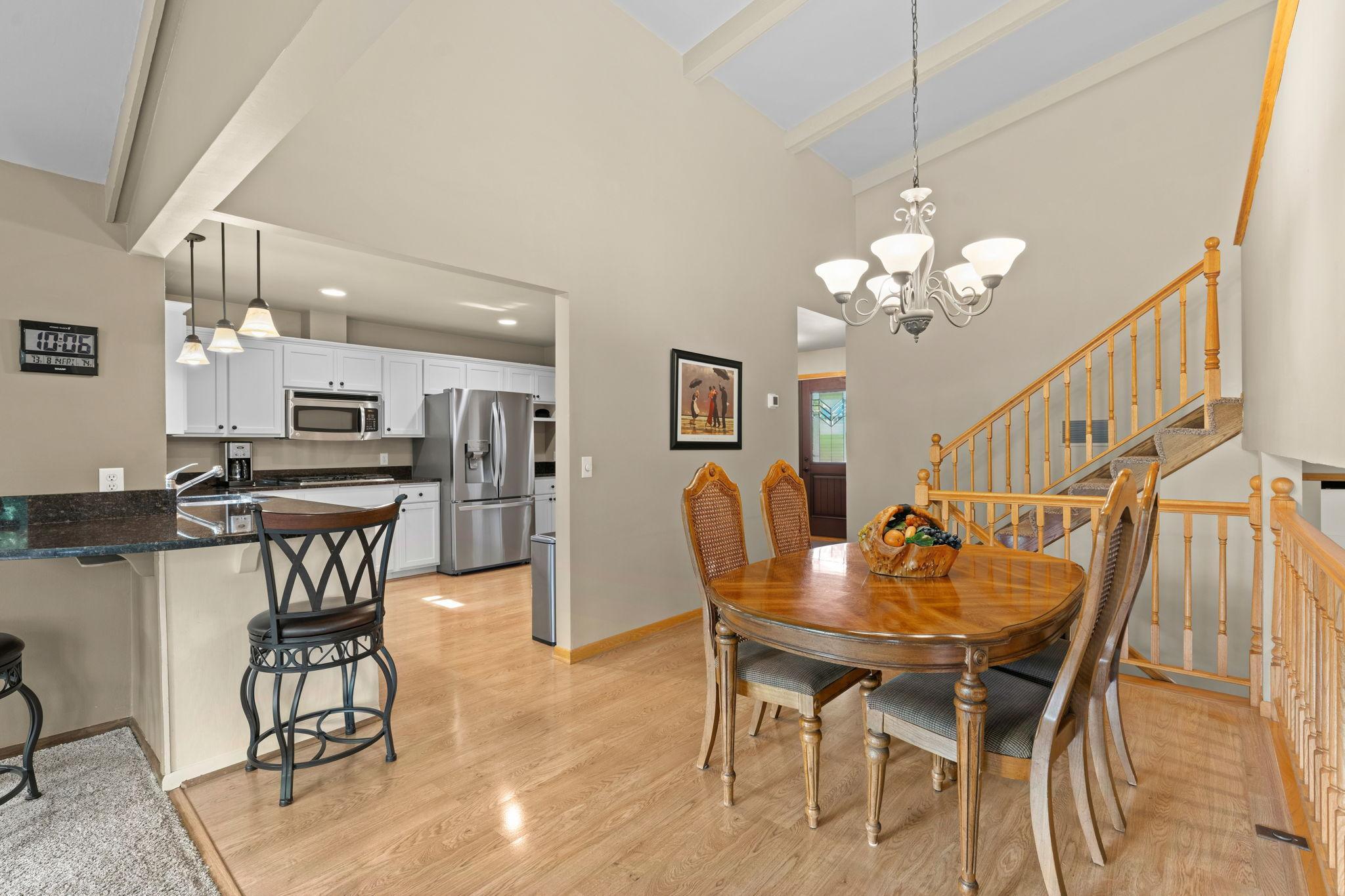 View of Residential at 2821 Saddlebrooke Circle, Minnetonka MN 55305, Minnetonka (24 of 68) - Mike Wilen | Minnesota Team Real Estate