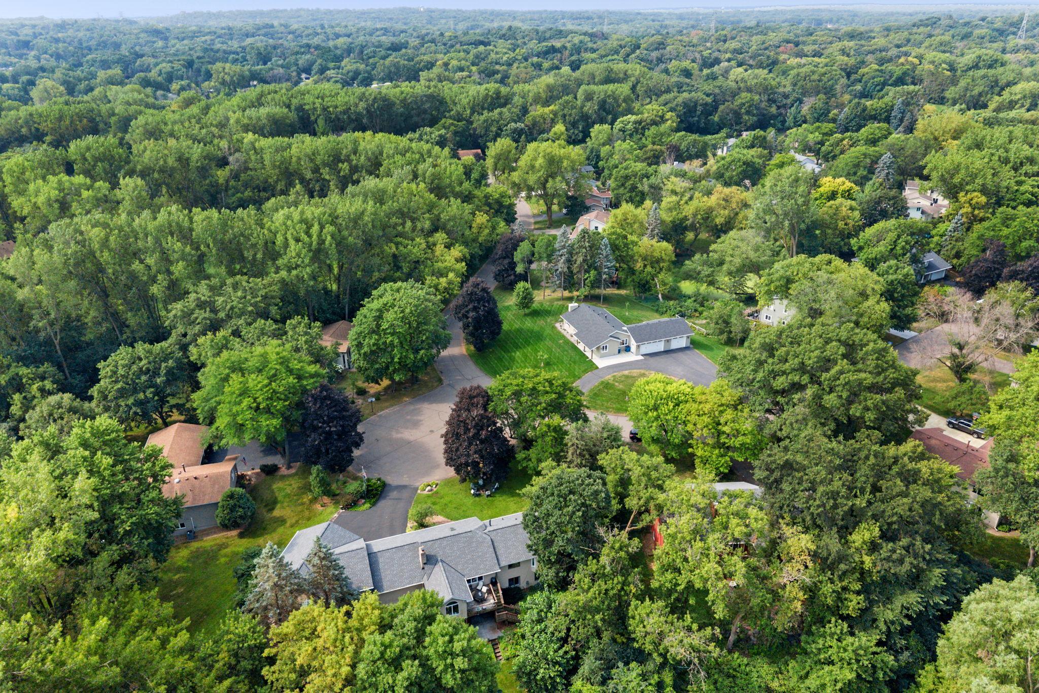 View of Residential at 2821 Saddlebrooke Circle, Minnetonka MN 55305, Minnetonka (65 of 68) - Mike Wilen | Minnesota Team Real Estate