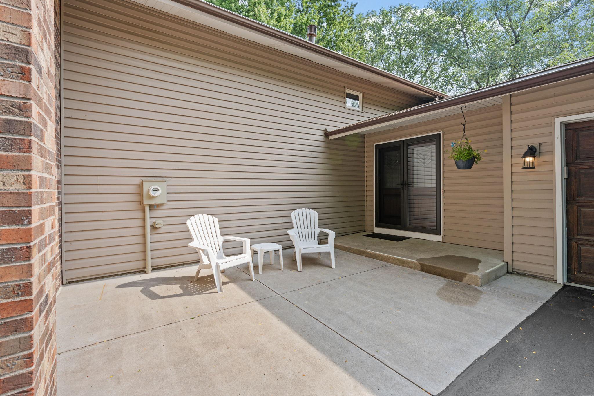 View of Residential at 2821 Saddlebrooke Circle, Minnetonka MN 55305, Minnetonka (13 of 68) - Mike Wilen | Minnesota Team Real Estate