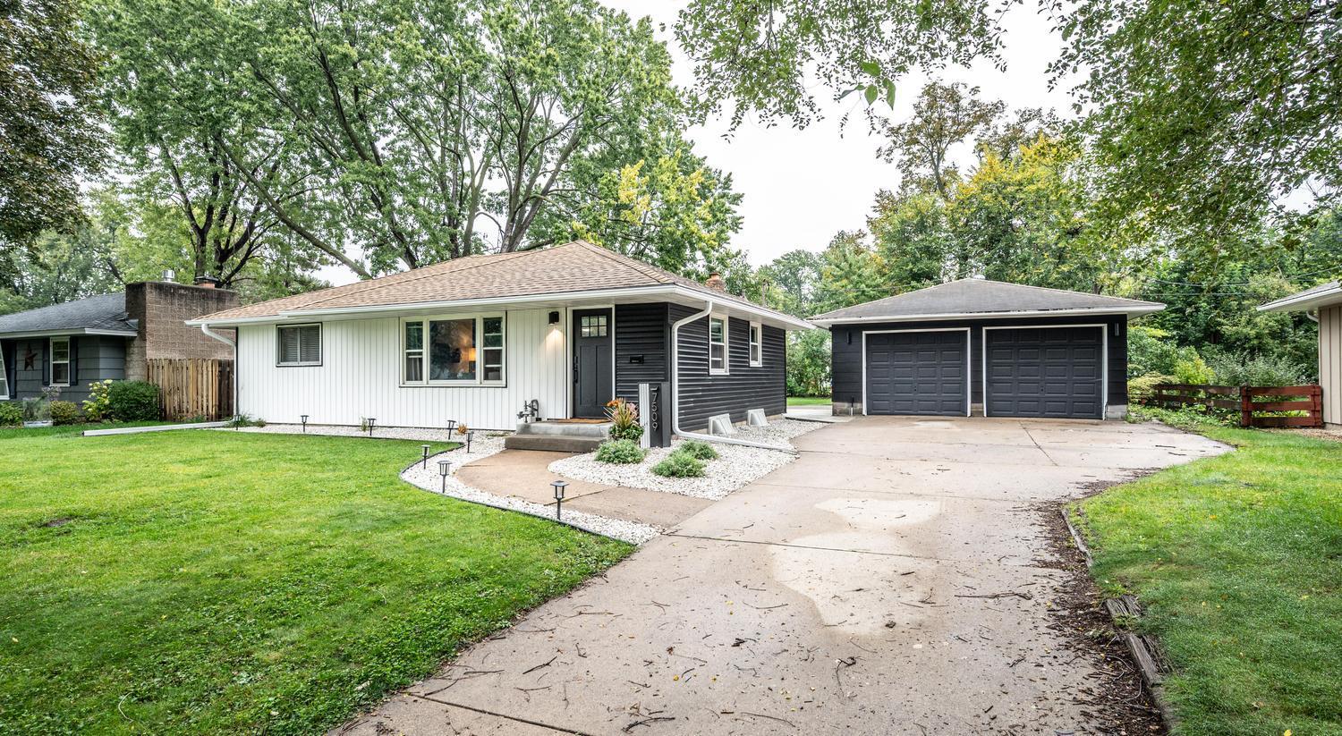 View of Residential at 7509 14th Avenue, Richfield MN 55423, Richfield (2 of 37) - Mike Wilen | Minnesota Team Real Estate