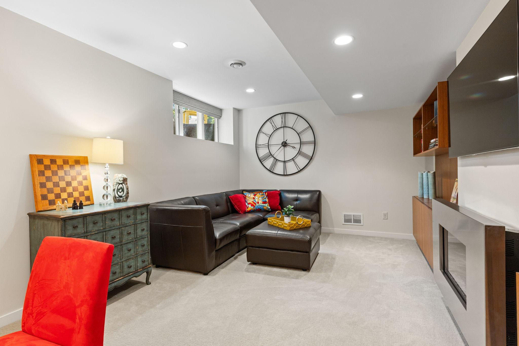 View of Residential at 15393 Shadow Creek Road, Maple Grove MN 55311, Maple Grove (26 of 41) - Mike Wilen | Minnesota Team Real Estate