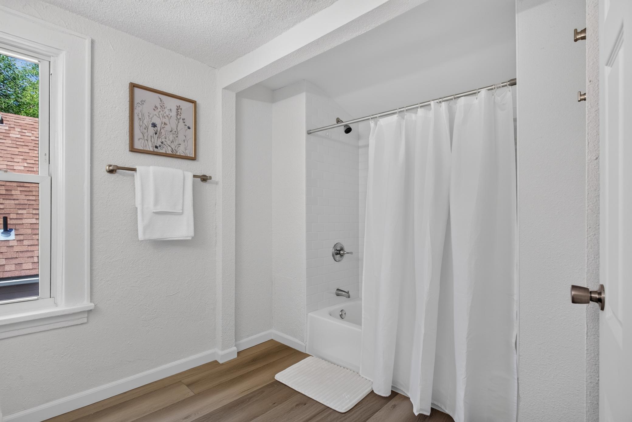 View of Residential at 3722 Fremont Avenue, Minneapolis MN 55412, Minneapolis (25 of 41) - Mike Wilen | Minnesota Team Real Estate