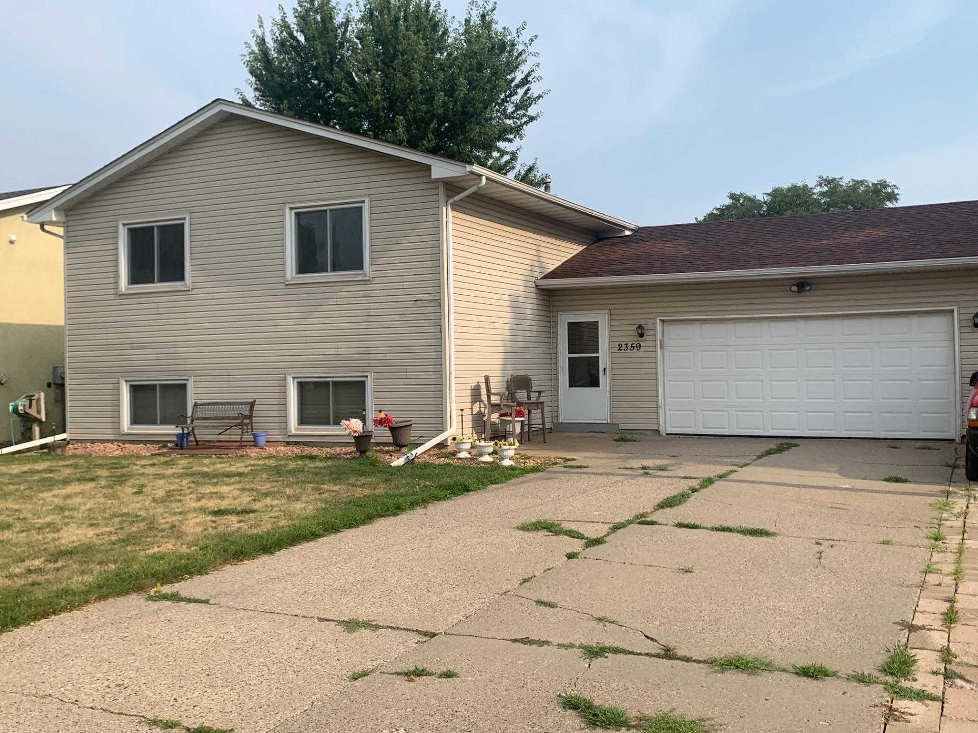 View of Residential at 2359 17th Avenue, North Saint Paul MN 55109, North Saint Paul (2 of 7) - Mike Wilen | Minnesota Team Real Estate