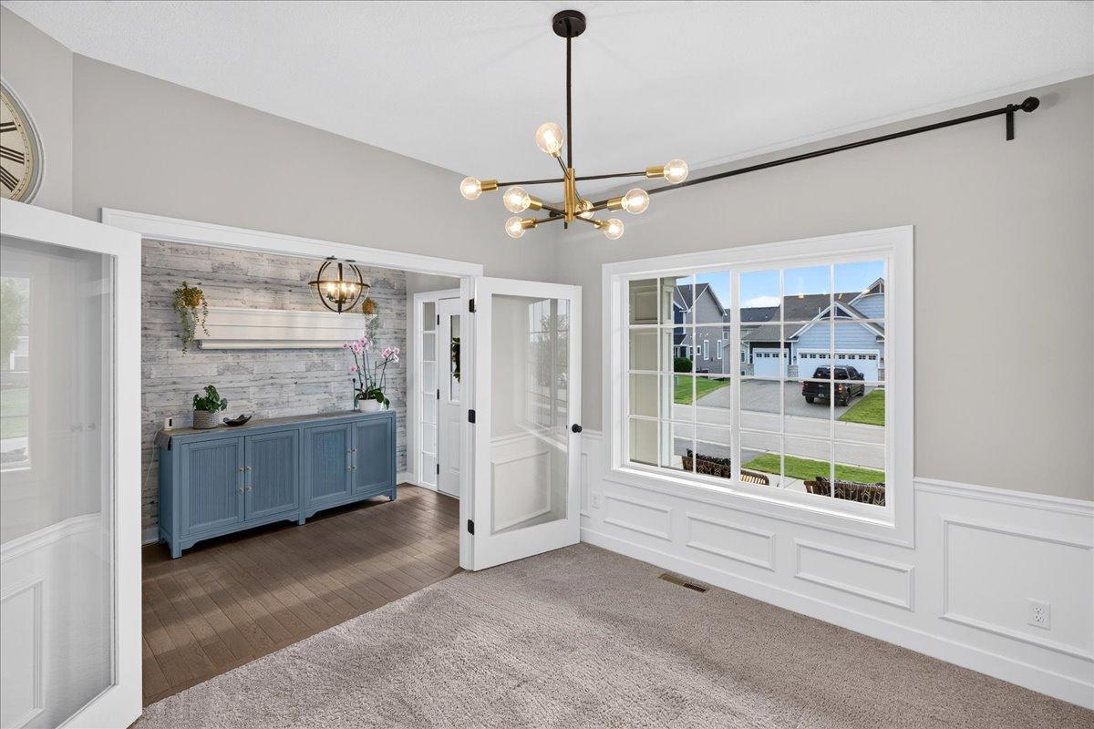 View of Residential at 5304 Pine Island Road, Woodbury MN 55129, Woodbury (13 of 59) - Mike Wilen | Minnesota Team Real Estate