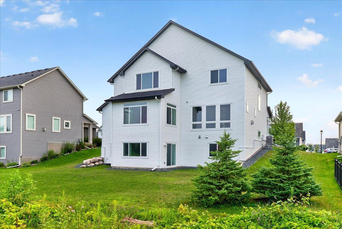 View of Residential at 5304 Pine Island Road, Woodbury MN 55129, Woodbury (5 of 59) - Mike Wilen | Minnesota Team Real Estate