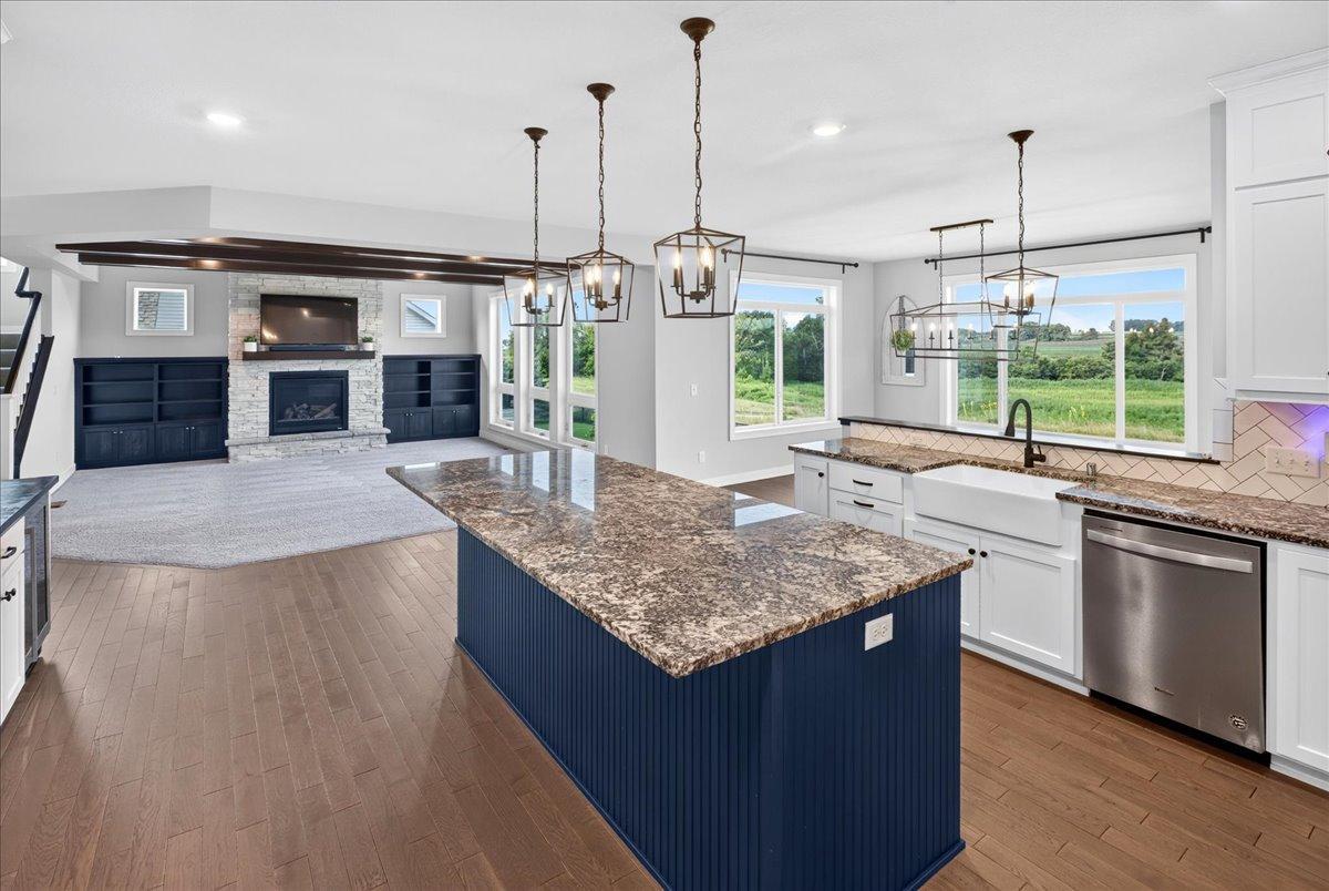 View of Residential at 5304 Pine Island Road, Woodbury MN 55129, Woodbury (24 of 59) - Mike Wilen | Minnesota Team Real Estate