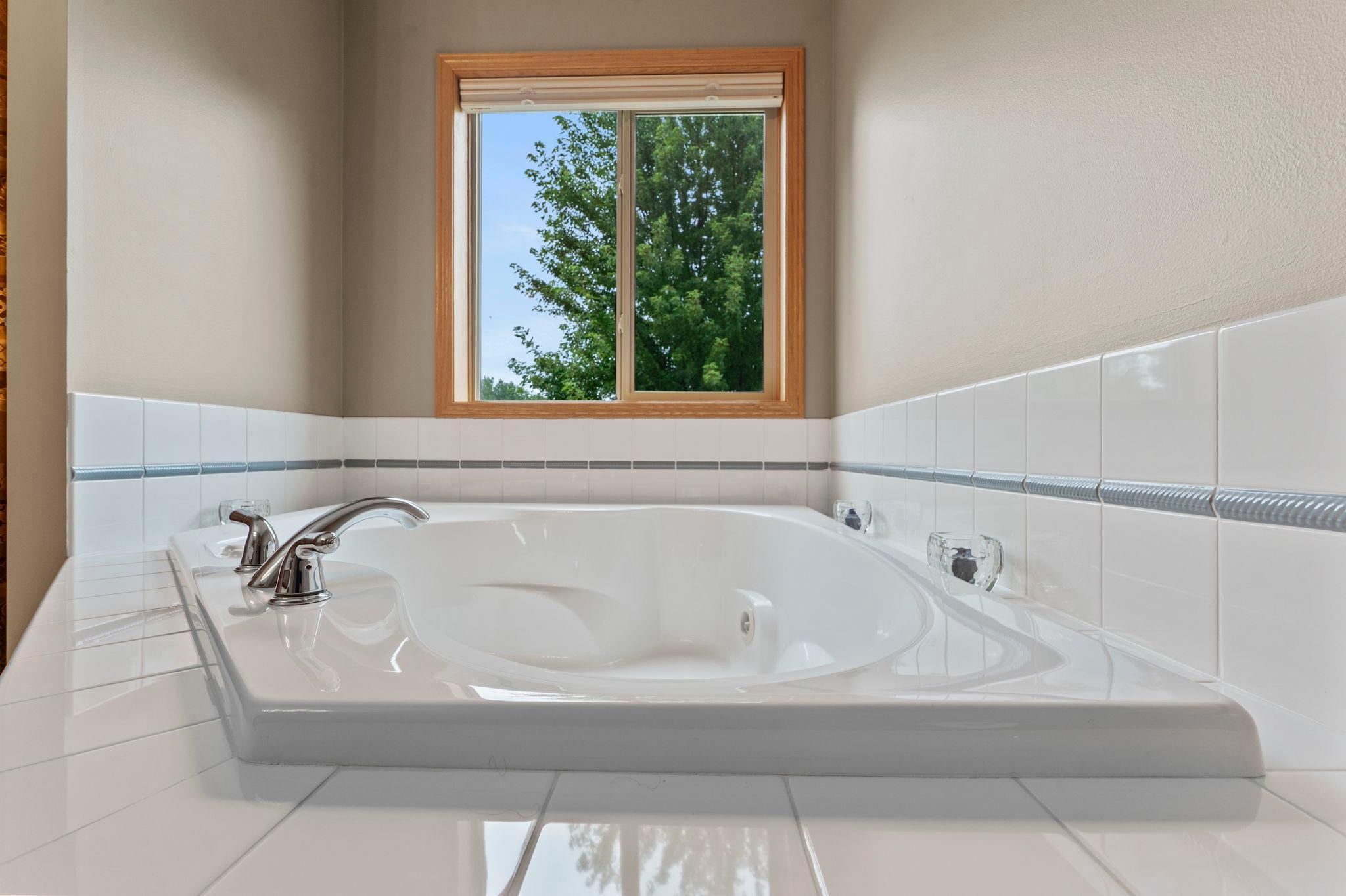 View of Residential at 6515 Langer Lane, Lino Lakes MN 55038, Lino Lakes (23 of 43) - Mike Wilen | Minnesota Team Real Estate