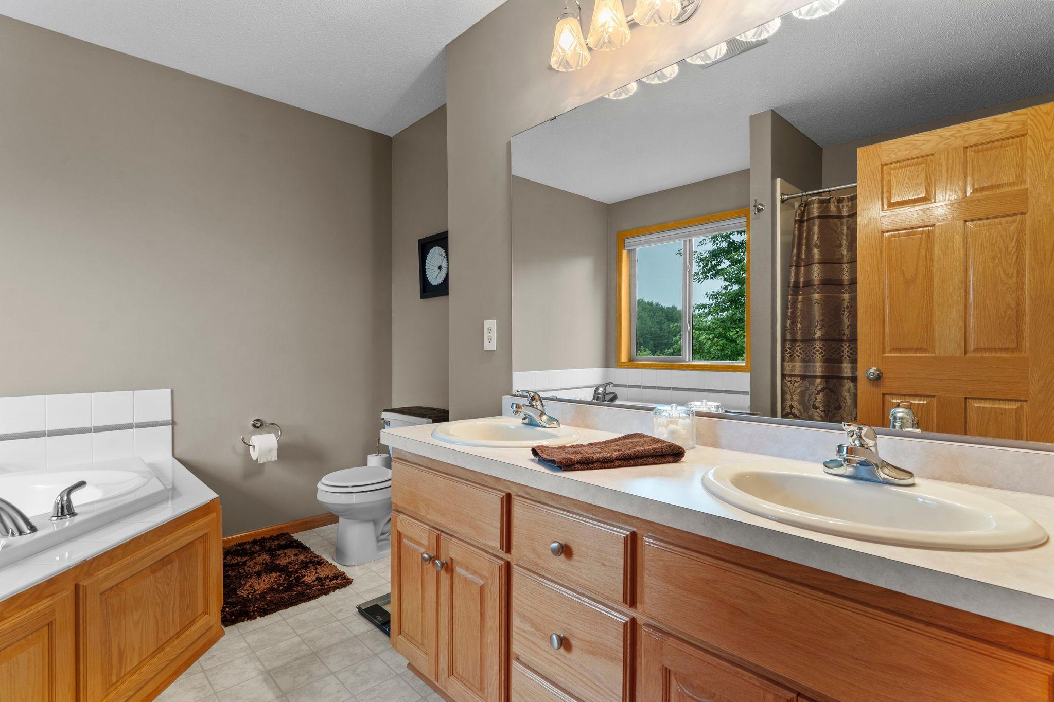 View of Residential at 6515 Langer Lane, Lino Lakes MN 55038, Lino Lakes (22 of 43) - Mike Wilen | Minnesota Team Real Estate