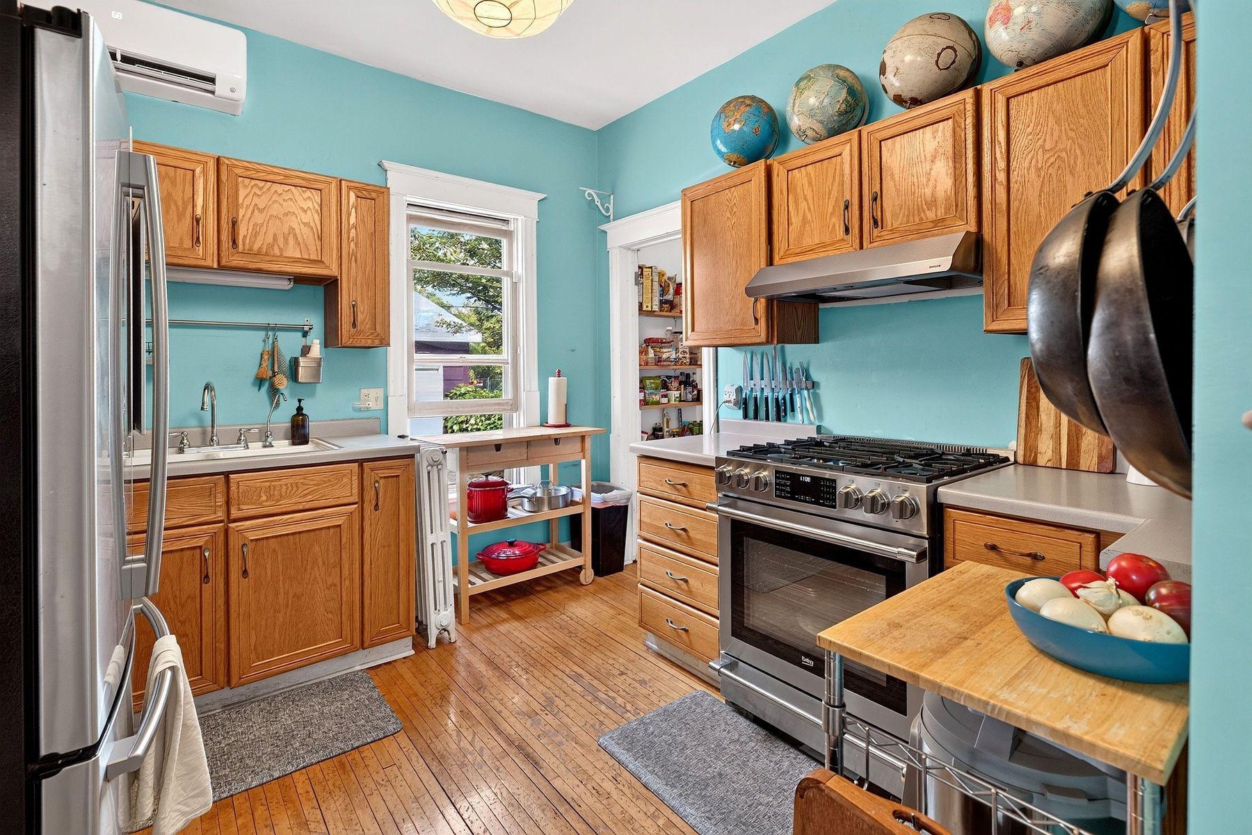 View of Residential at 3432 Chicago Avenue, Minneapolis MN 55407, Minneapolis (13 of 27) - Mike Wilen | Minnesota Team Real Estate