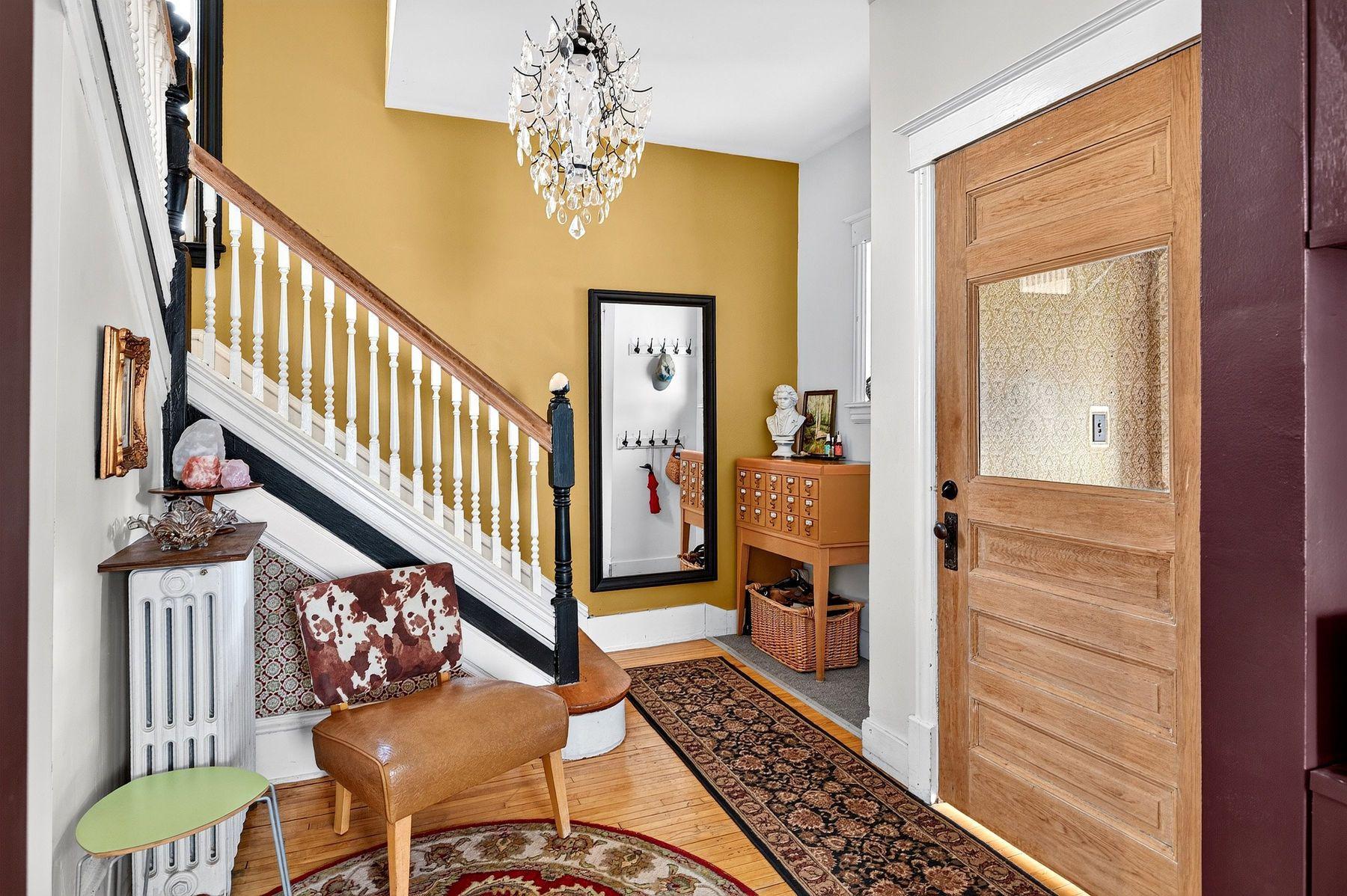View of Residential at 3432 Chicago Avenue, Minneapolis MN 55407, Minneapolis (4 of 27) - Mike Wilen | Minnesota Team Real Estate