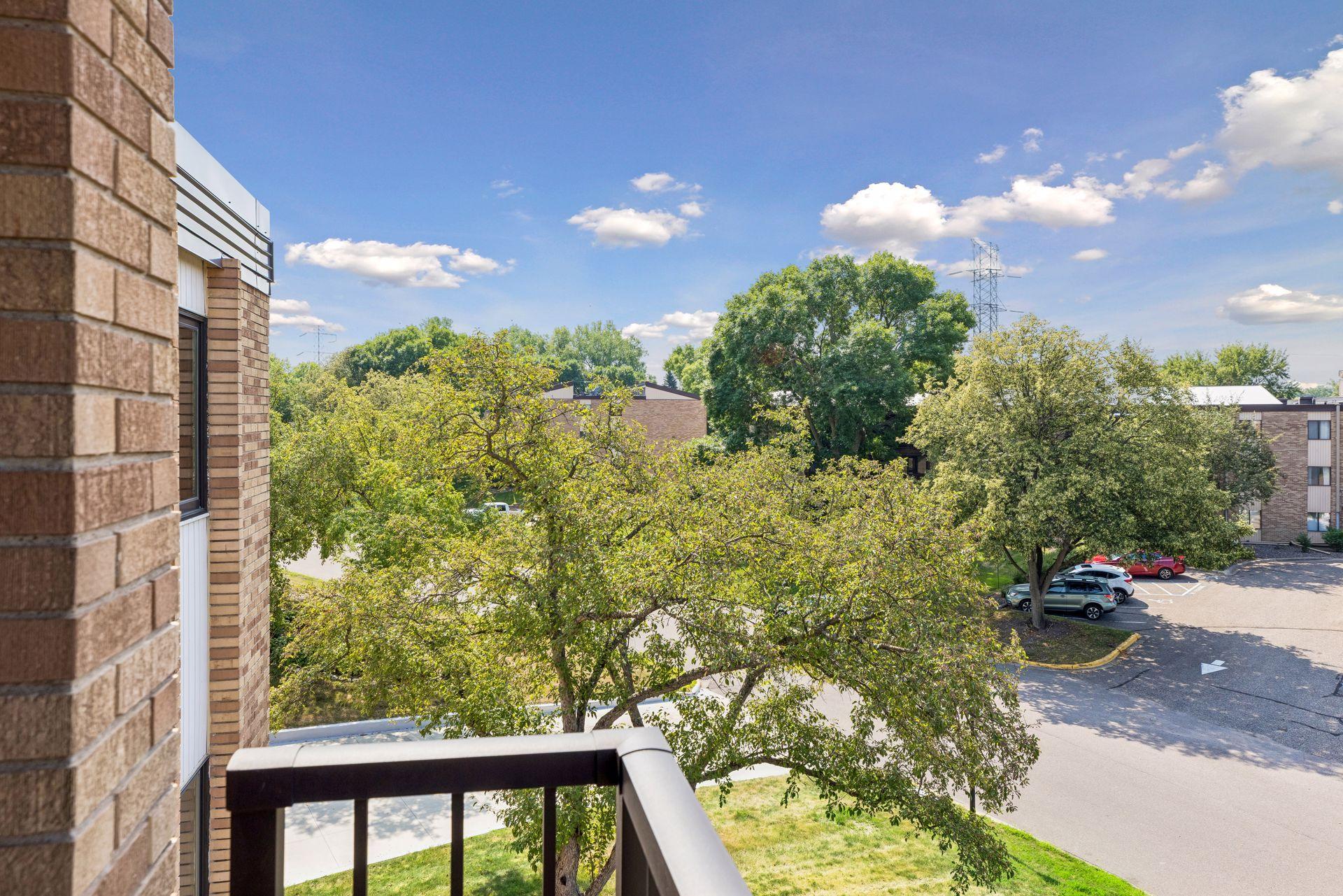 View of Residential at 2700 Oxford Street #140, Roseville MN 55113, Roseville (23 of 26) - Mike Wilen | Minnesota Team Real Estate