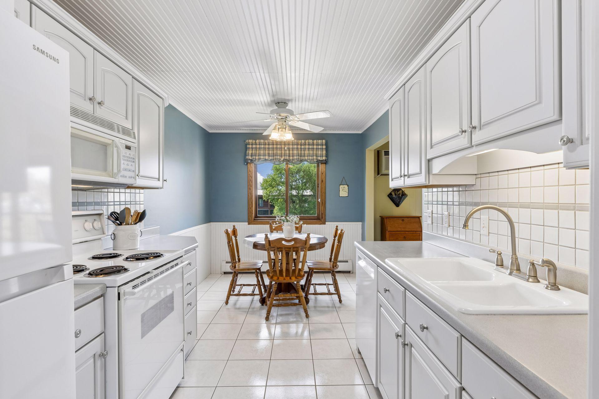 View of Residential at 2700 Oxford Street #140, Roseville MN 55113, Roseville (13 of 26) - Mike Wilen | Minnesota Team Real Estate