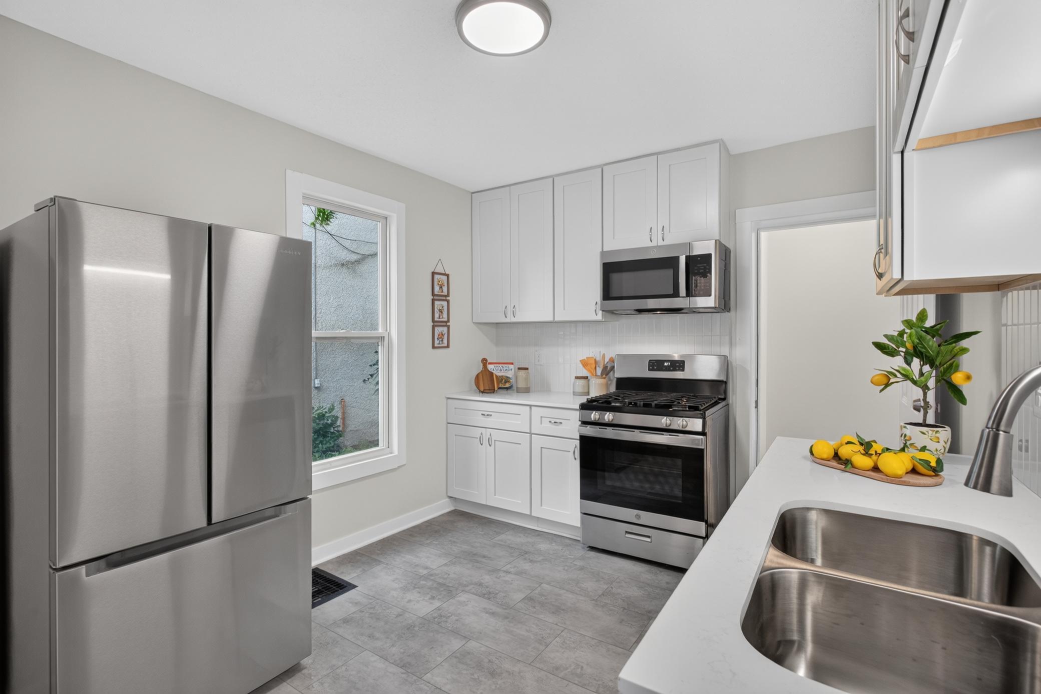 View of Residential Income at 2623 Polk Street, Minneapolis MN 55418, Minneapolis (10 of 52) - Mike Wilen | Minnesota Team Real Estate