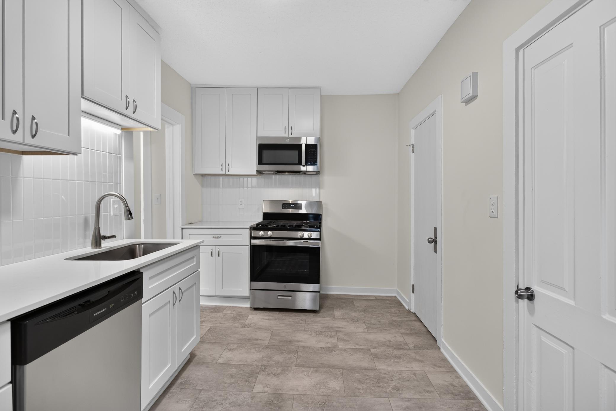 View of Residential Income at 2623 Polk Street, Minneapolis MN 55418, Minneapolis (21 of 52) - Mike Wilen | Minnesota Team Real Estate