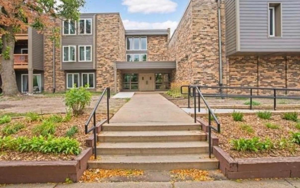 View of Residential at 450 Ford Road #215, Saint Louis Park MN 55426, Saint Louis Park (2 of 22) - Mike Wilen | Minnesota Team Real Estate