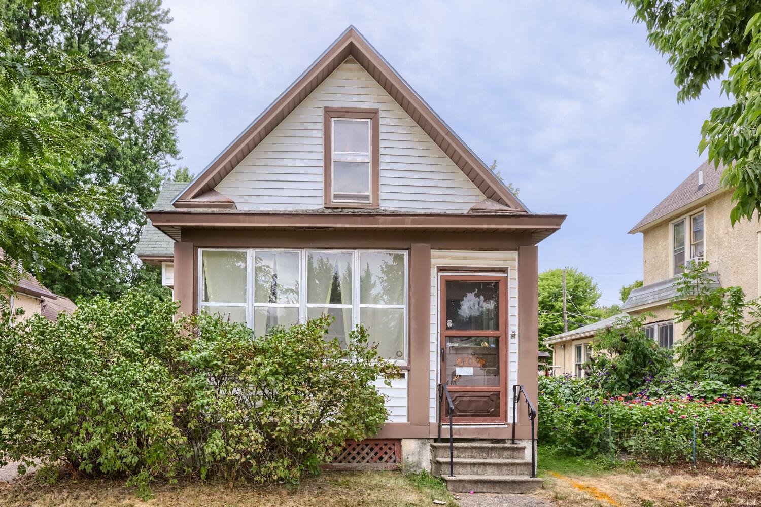 View of Residential at 409 View Street, Saint Paul MN 55102, Saint Paul - Mike Wilen | Minnesota Team Real Estate