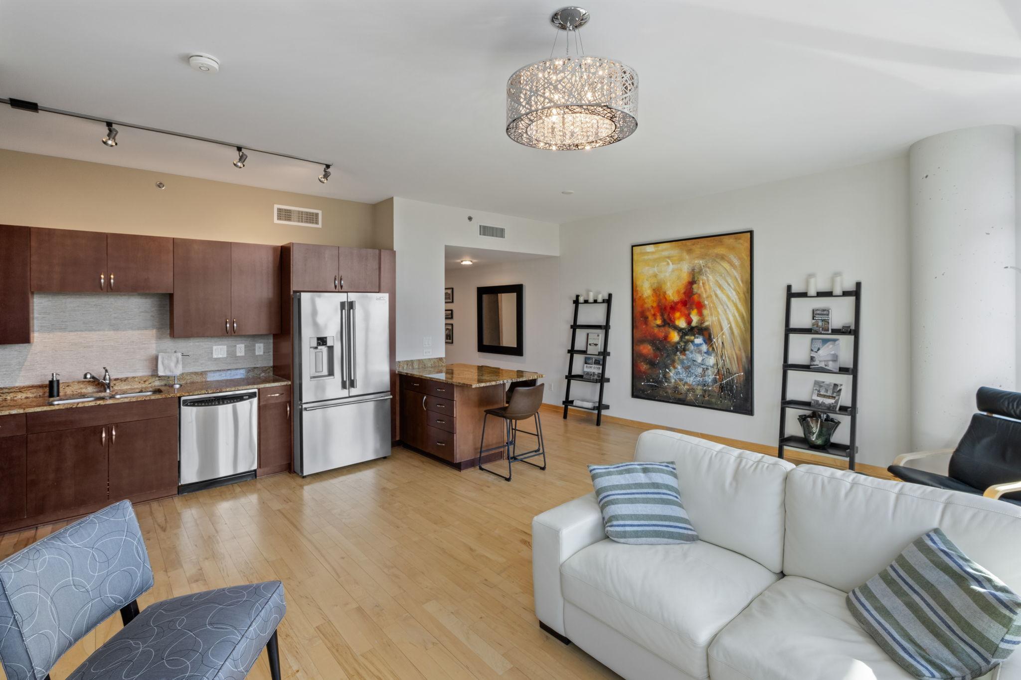 View of Residential at 215 10th Avenue #703, Minneapolis MN 55415, Minneapolis (6 of 54) - Mike Wilen | Minnesota Team Real Estate