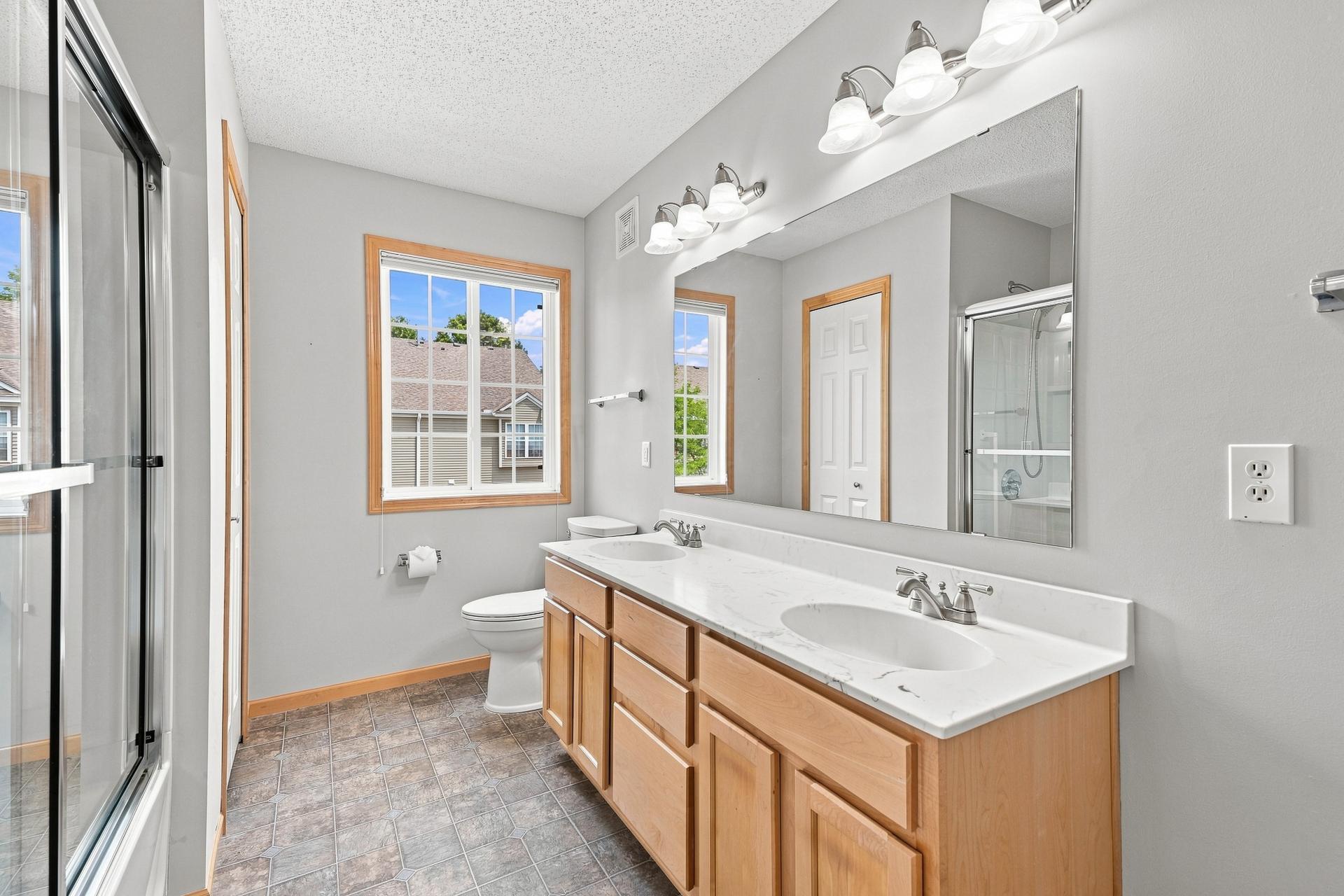 View of Residential at 11021 Oak Grove Circle #C, Woodbury MN 55129, Woodbury (27 of 43) - Mike Wilen | Minnesota Team Real Estate