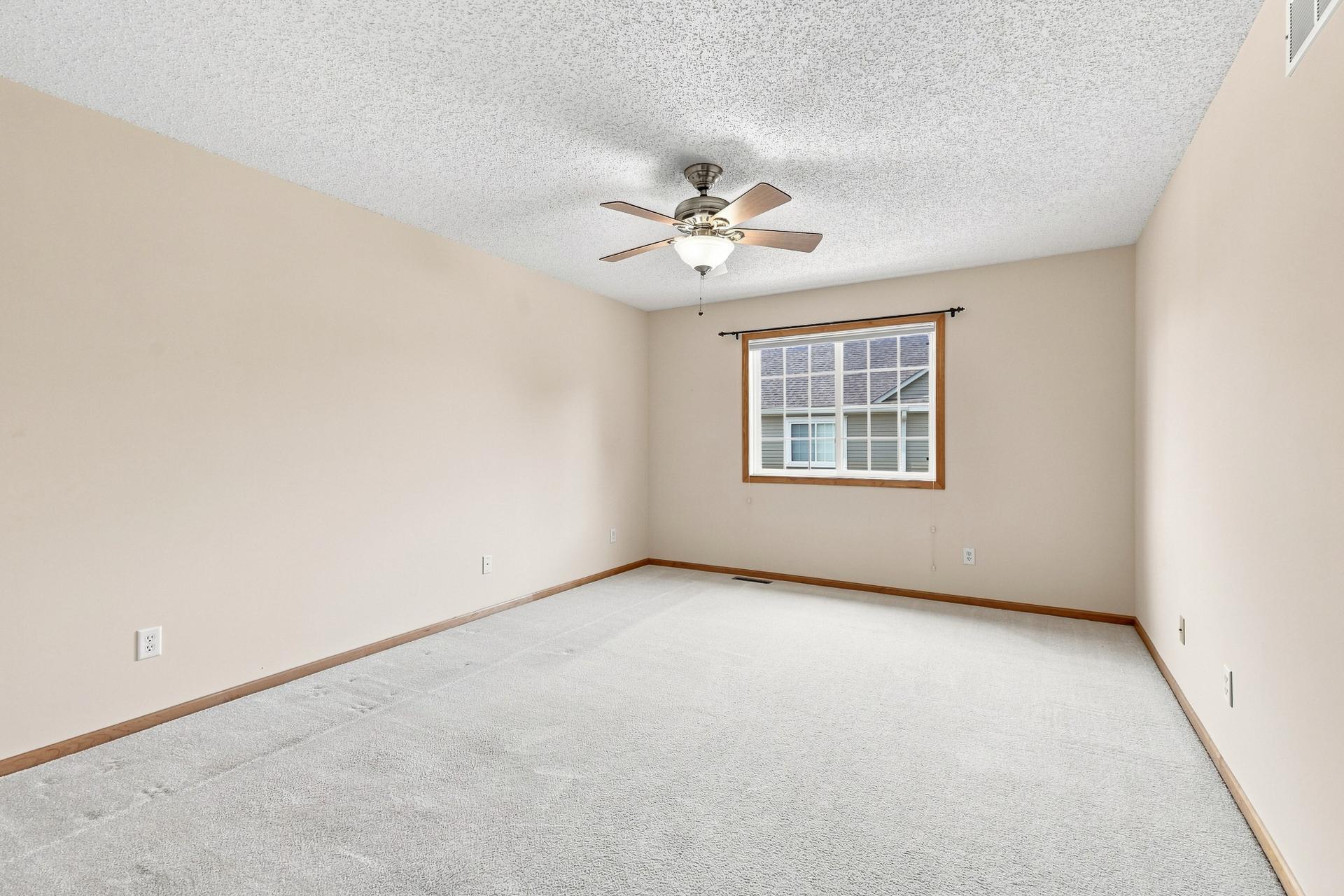 View of Residential at 11021 Oak Grove Circle #C, Woodbury MN 55129, Woodbury (23 of 43) - Mike Wilen | Minnesota Team Real Estate