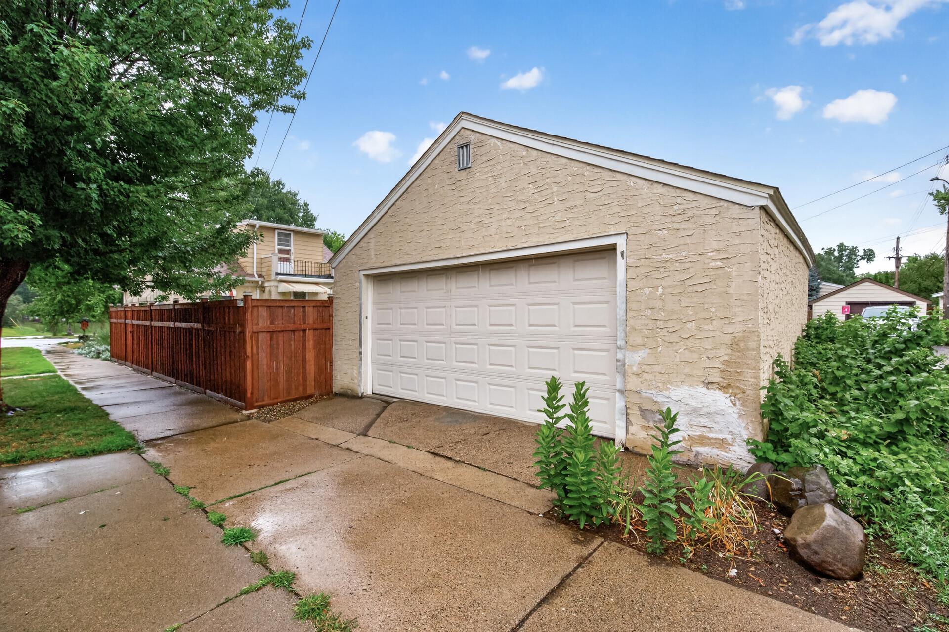 View of Residential at 1156 Englewood Avenue, Saint Paul MN 55104, Saint Paul (30 of 30) - Mike Wilen | Minnesota Team Real Estate