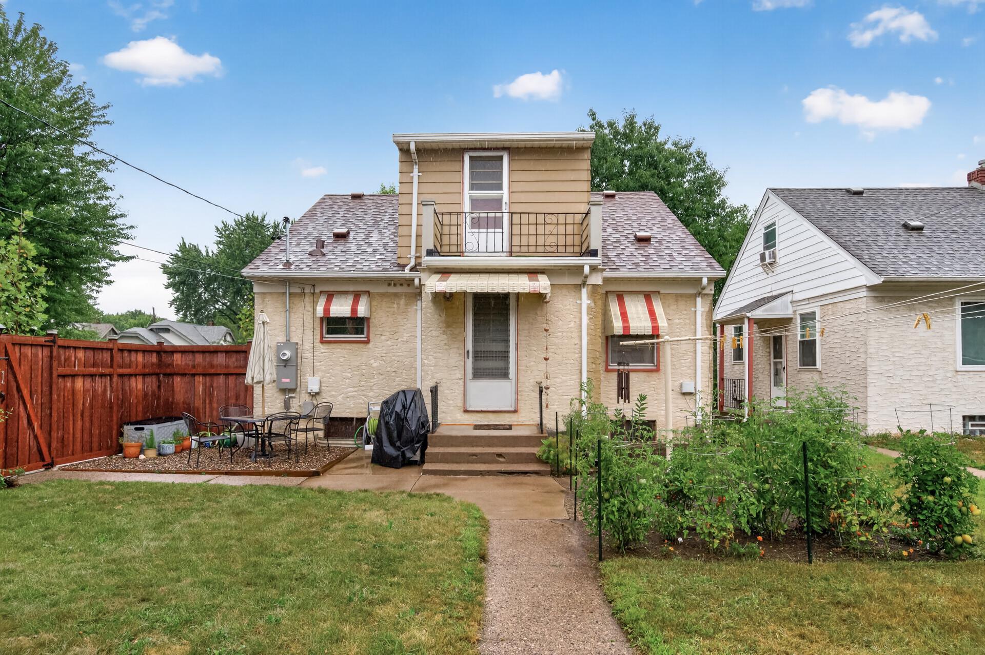 View of Residential at 1156 Englewood Avenue, Saint Paul MN 55104, Saint Paul (28 of 30) - Mike Wilen | Minnesota Team Real Estate