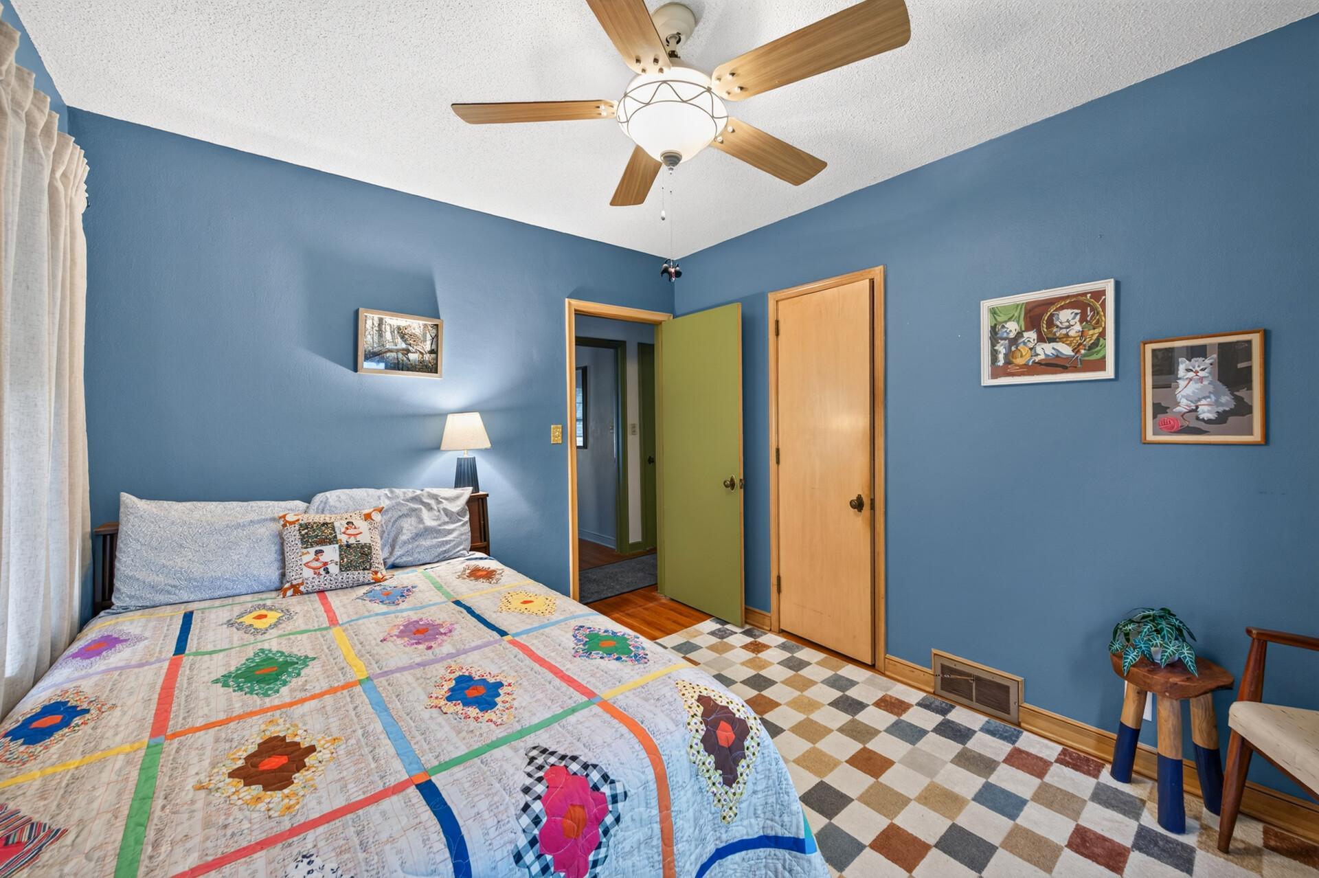 View of Residential at 1156 Englewood Avenue, Saint Paul MN 55104, Saint Paul (14 of 30) - Mike Wilen | Minnesota Team Real Estate