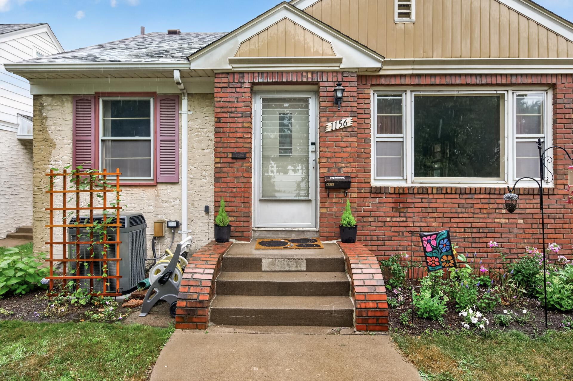 View of Residential at 1156 Englewood Avenue, Saint Paul MN 55104, Saint Paul (4 of 30) - Mike Wilen | Minnesota Team Real Estate