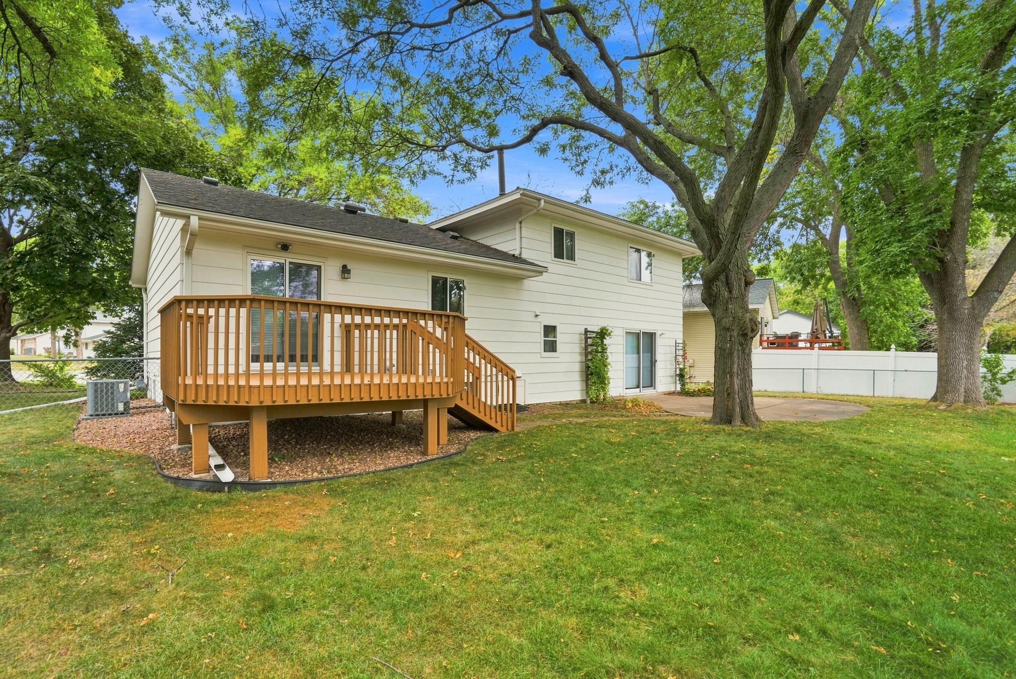 View of Residential at 6207 Edgemont Boulevard, Brooklyn Park MN 55428, Brooklyn Park (30 of 40) - Mike Wilen | Minnesota Team Real Estate