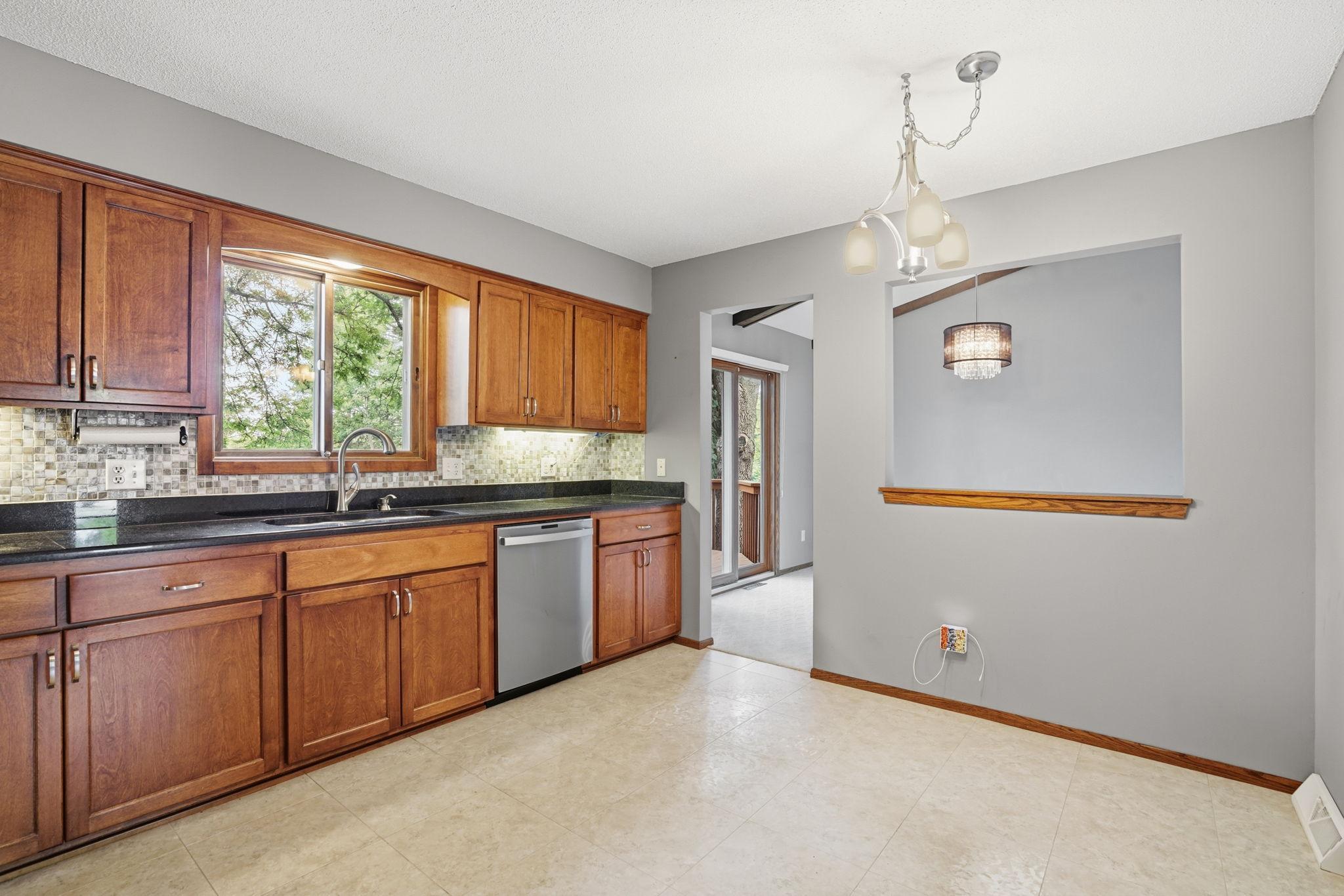 View of Residential at 6207 Edgemont Boulevard, Brooklyn Park MN 55428, Brooklyn Park (4 of 40) - Mike Wilen | Minnesota Team Real Estate