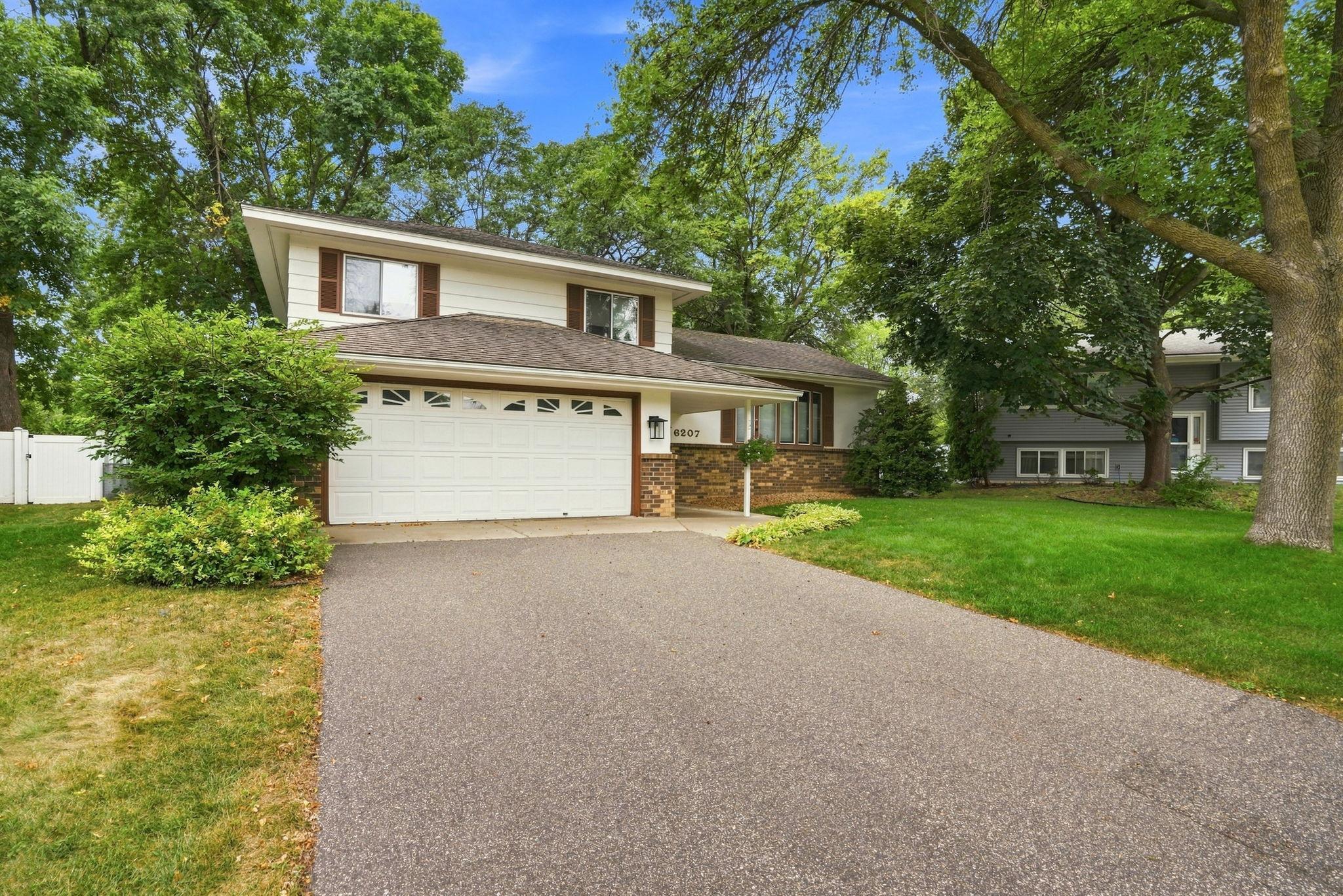 View of Residential at 6207 Edgemont Boulevard, Brooklyn Park MN 55428, Brooklyn Park (34 of 40) - Mike Wilen | Minnesota Team Real Estate
