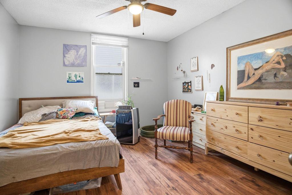 View of Residential Income at 3129 Clinton Avenue, Minneapolis MN 55408, Minneapolis (11 of 30) - Mike Wilen | Minnesota Team Real Estate