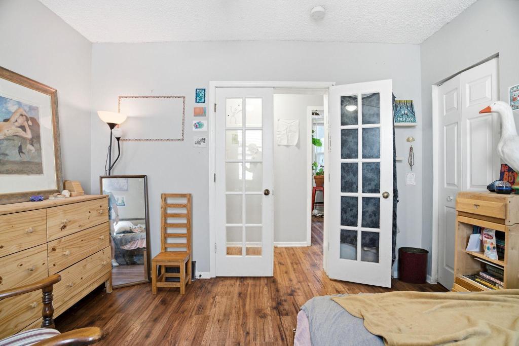 View of Residential Income at 3129 Clinton Avenue, Minneapolis MN 55408, Minneapolis (12 of 30) - Mike Wilen | Minnesota Team Real Estate