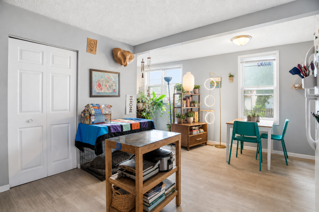 View of Residential Income at 3129 Clinton Avenue, Minneapolis MN 55408, Minneapolis (7 of 30) - Mike Wilen | Minnesota Team Real Estate