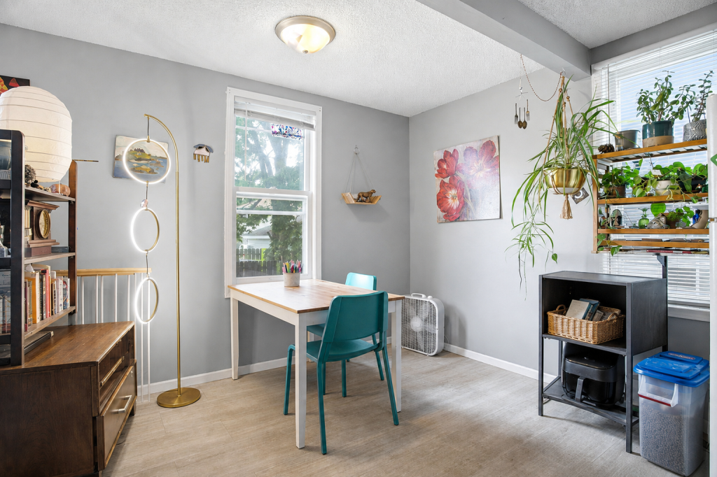 View of Residential Income at 3129 Clinton Avenue, Minneapolis MN 55408, Minneapolis (8 of 30) - Mike Wilen | Minnesota Team Real Estate