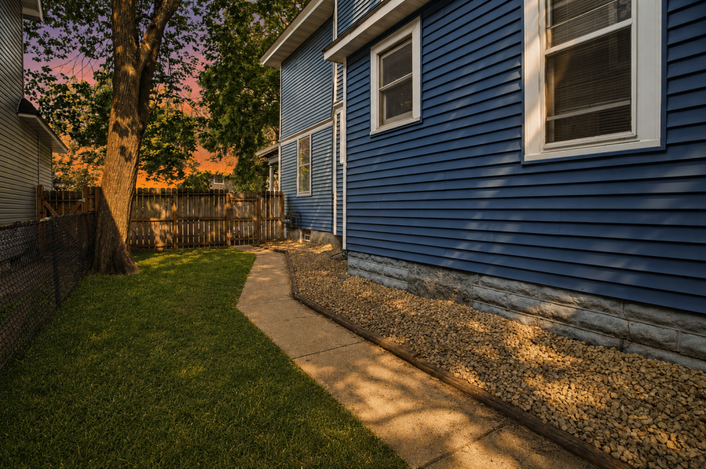 View of Residential Income at 3129 Clinton Avenue, Minneapolis MN 55408, Minneapolis (24 of 30) - Mike Wilen | Minnesota Team Real Estate