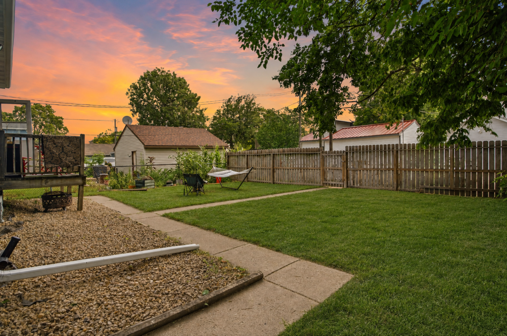View of Residential Income at 3129 Clinton Avenue, Minneapolis MN 55408, Minneapolis (25 of 30) - Mike Wilen | Minnesota Team Real Estate