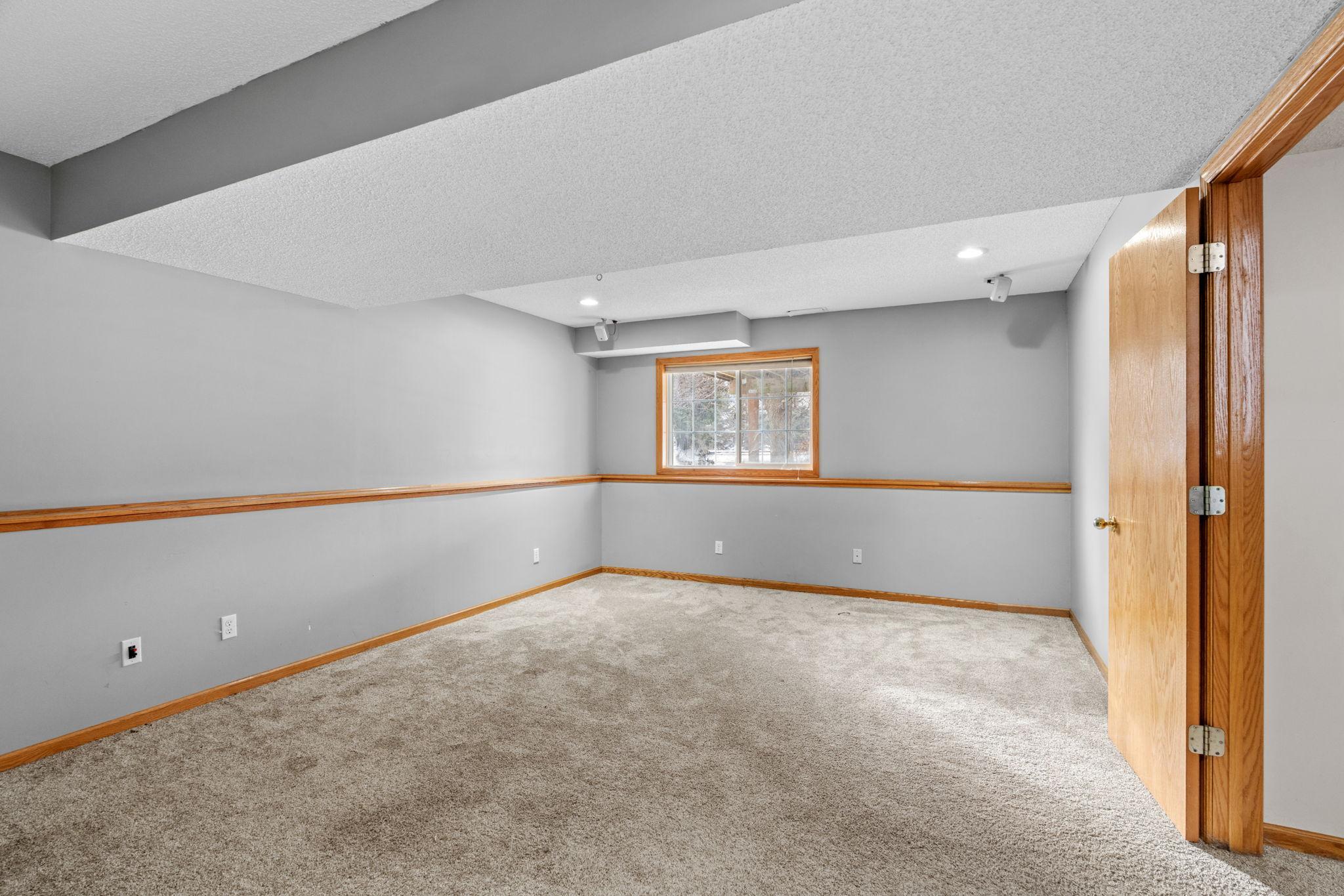 View of Residential at 950 Herbert Street, Jordan MN 55352, Jordan (24 of 26) - Mike Wilen | Minnesota Team Real Estate
