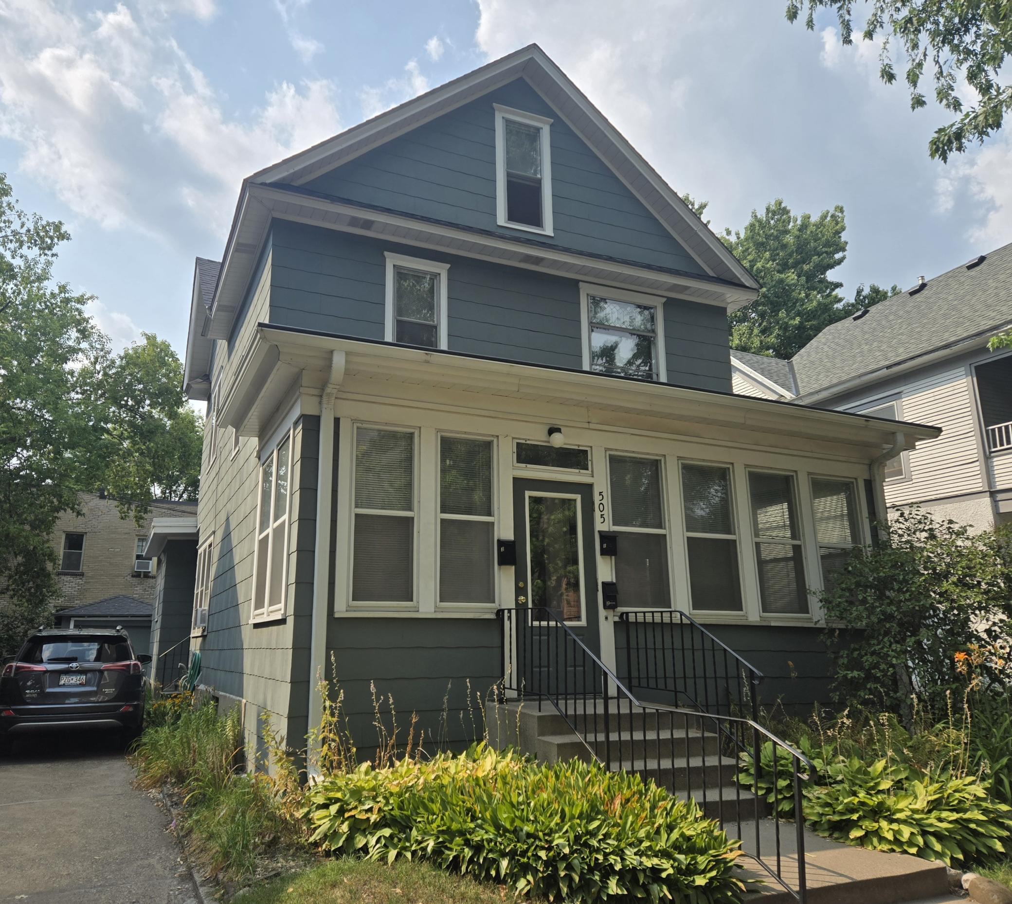 View of Residential Income at 505 8th Avenue, Minneapolis MN 55414, Minneapolis - Mike Wilen | Minnesota Team Real Estate