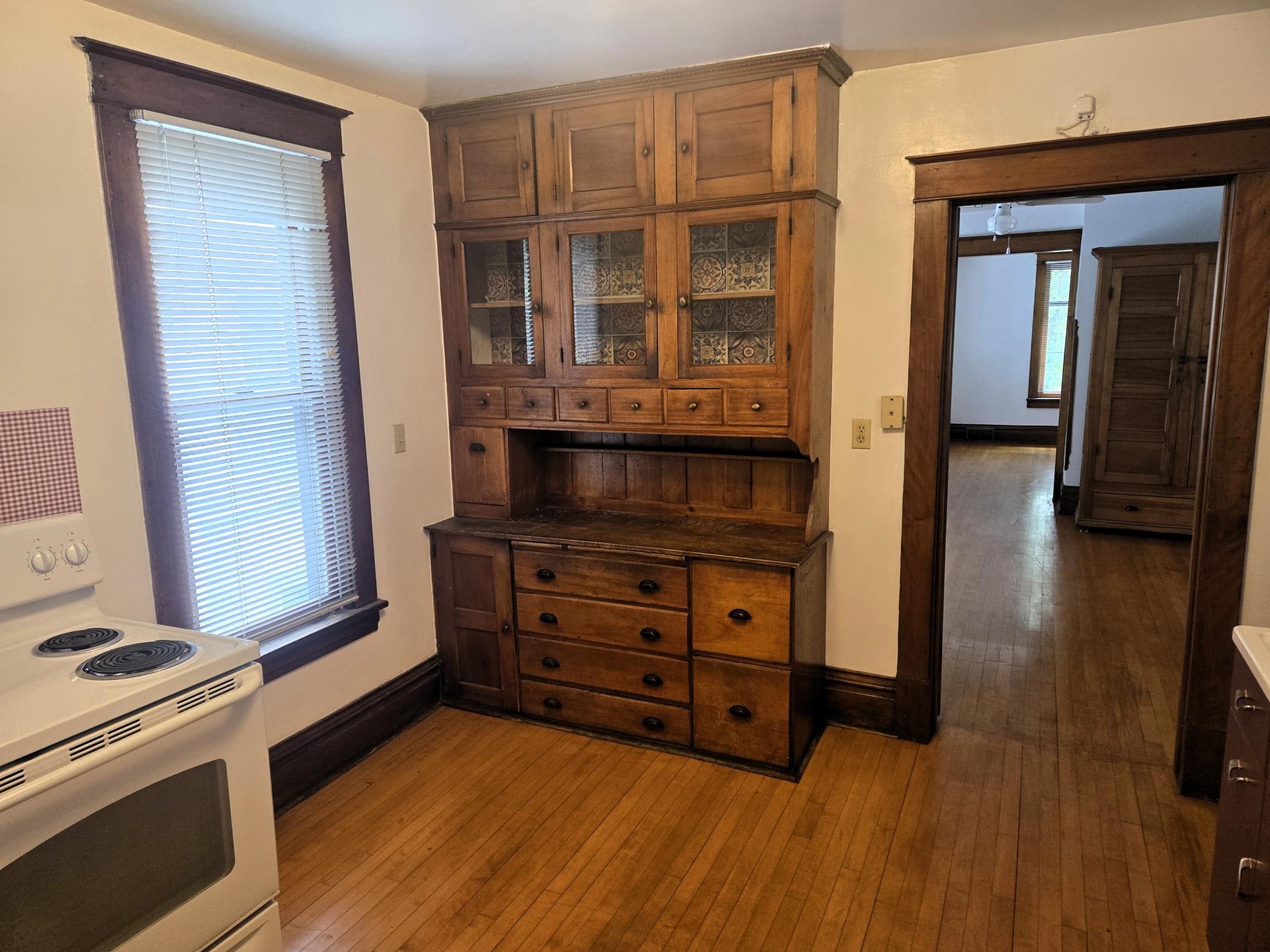 View of Residential Income at 505 8th Avenue, Minneapolis MN 55414, Minneapolis (11 of 28) - Mike Wilen | Minnesota Team Real Estate
