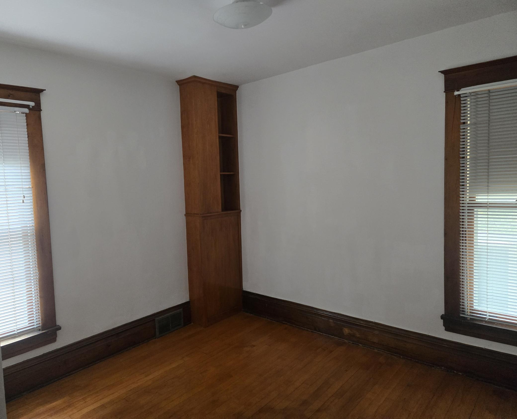 View of Residential Income at 505 8th Avenue, Minneapolis MN 55414, Minneapolis (14 of 28) - Mike Wilen | Minnesota Team Real Estate
